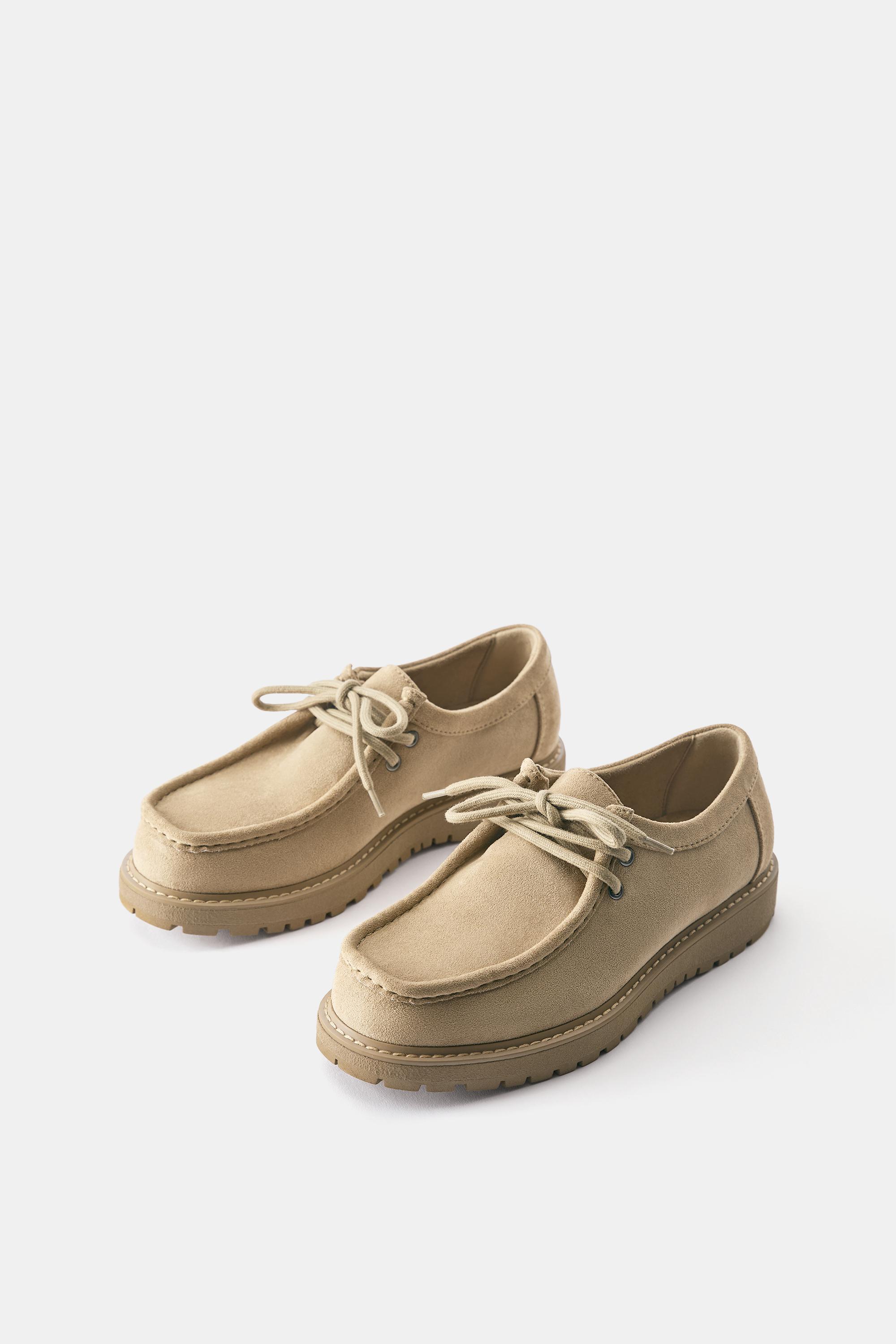Lace-up shoes — Ecru