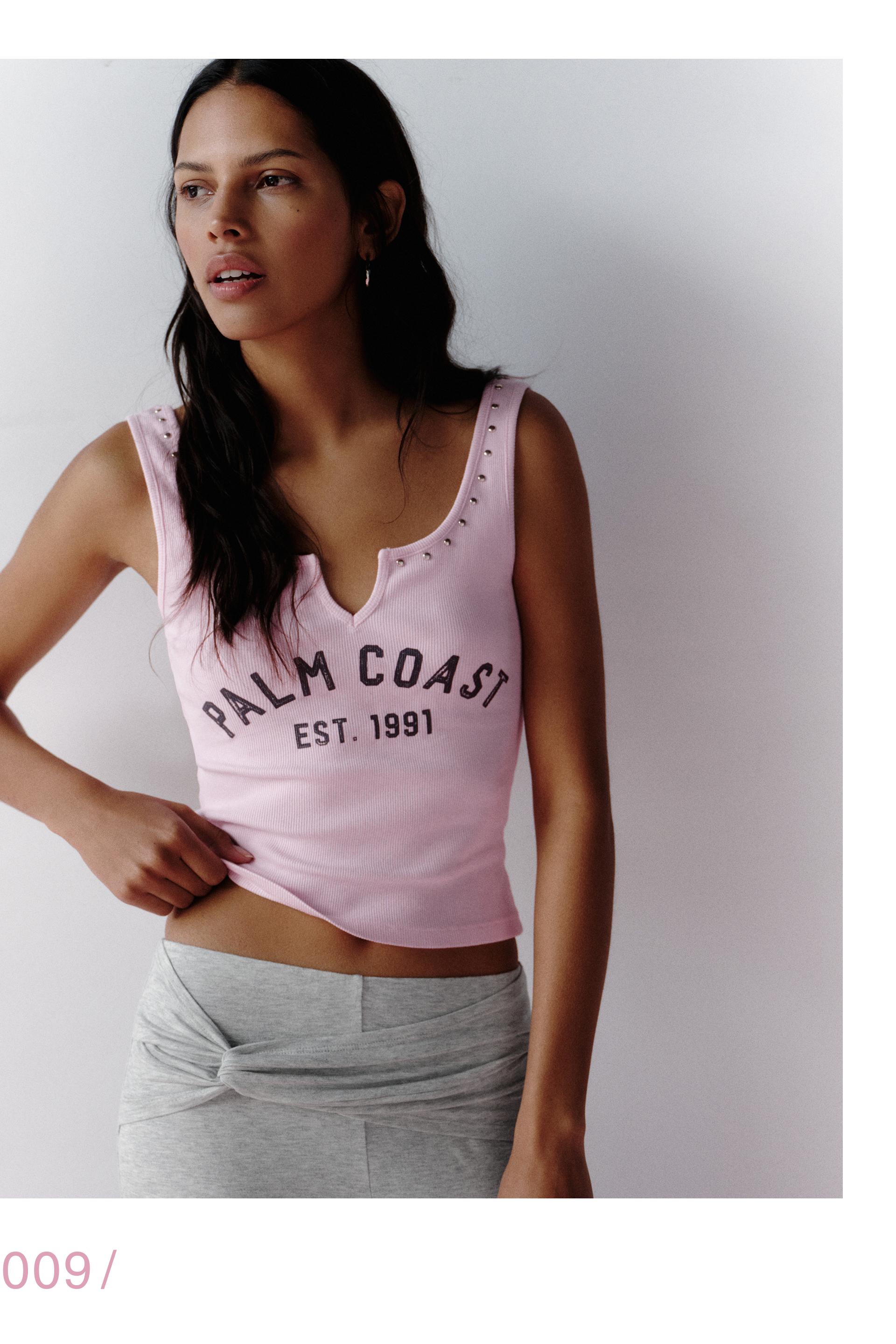 Pink studded tank top — Pink