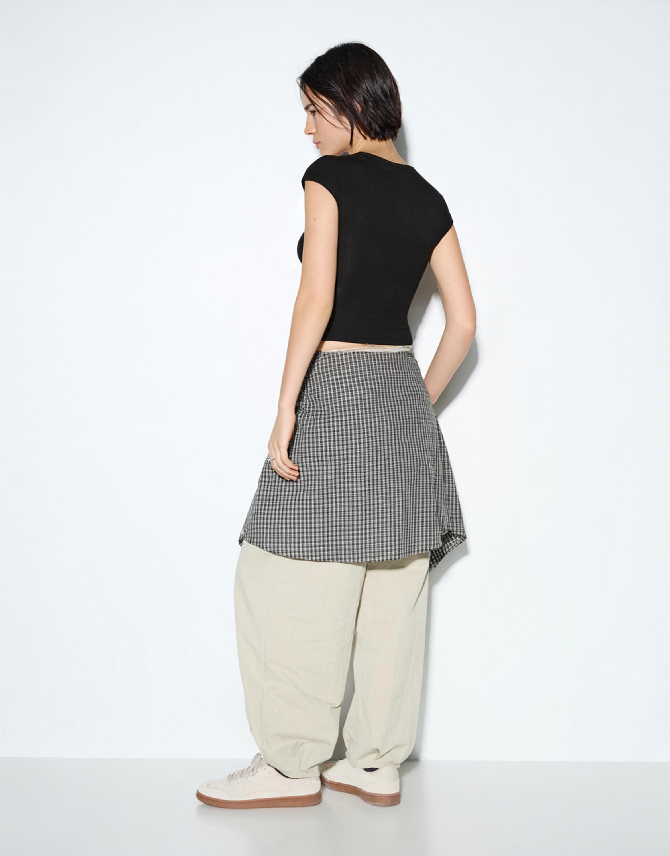 Dar Kesim Kısa Kollu Tişört - Görsel 61