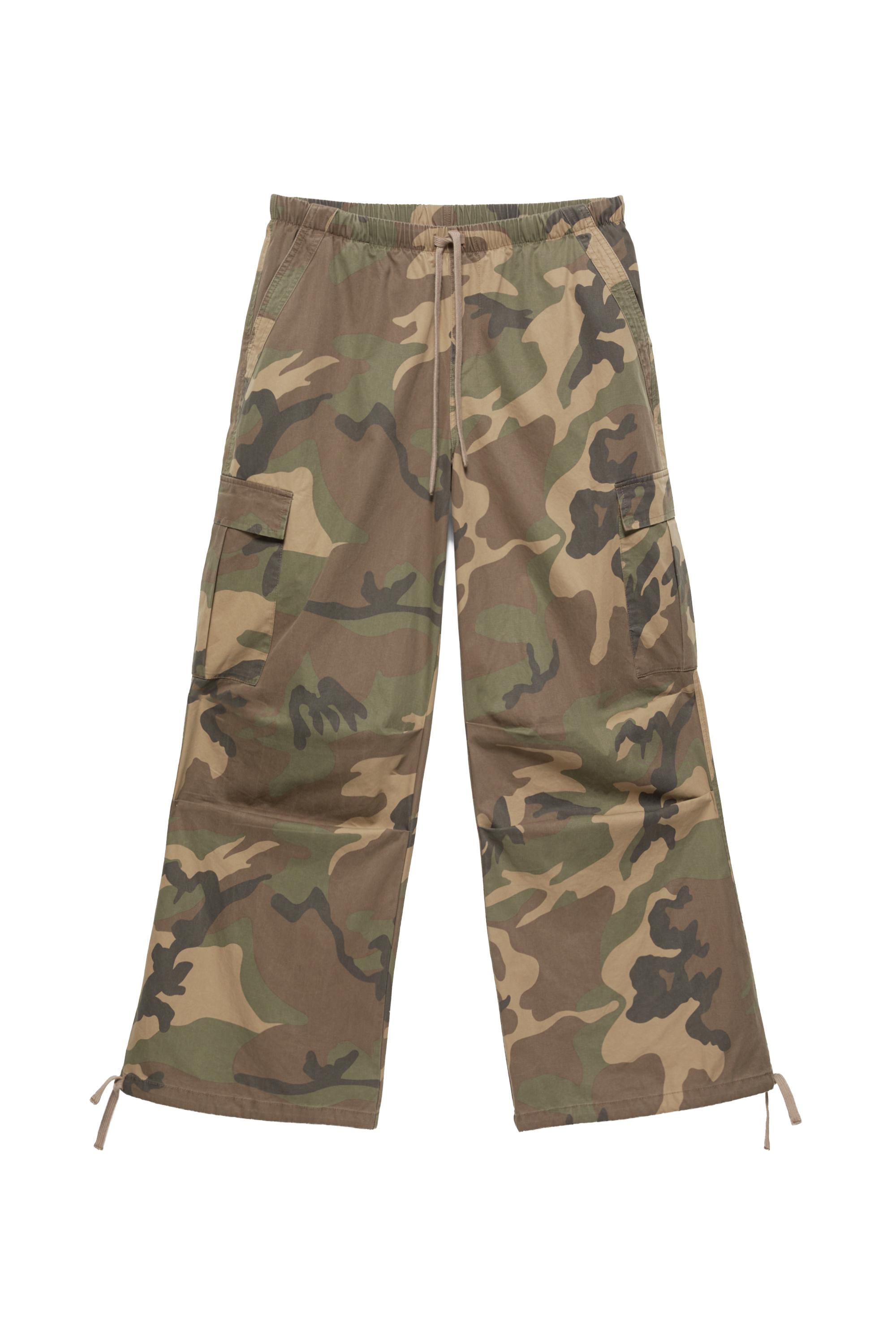 Pull&Bear Desenli paraşüt pantolon görsel 5