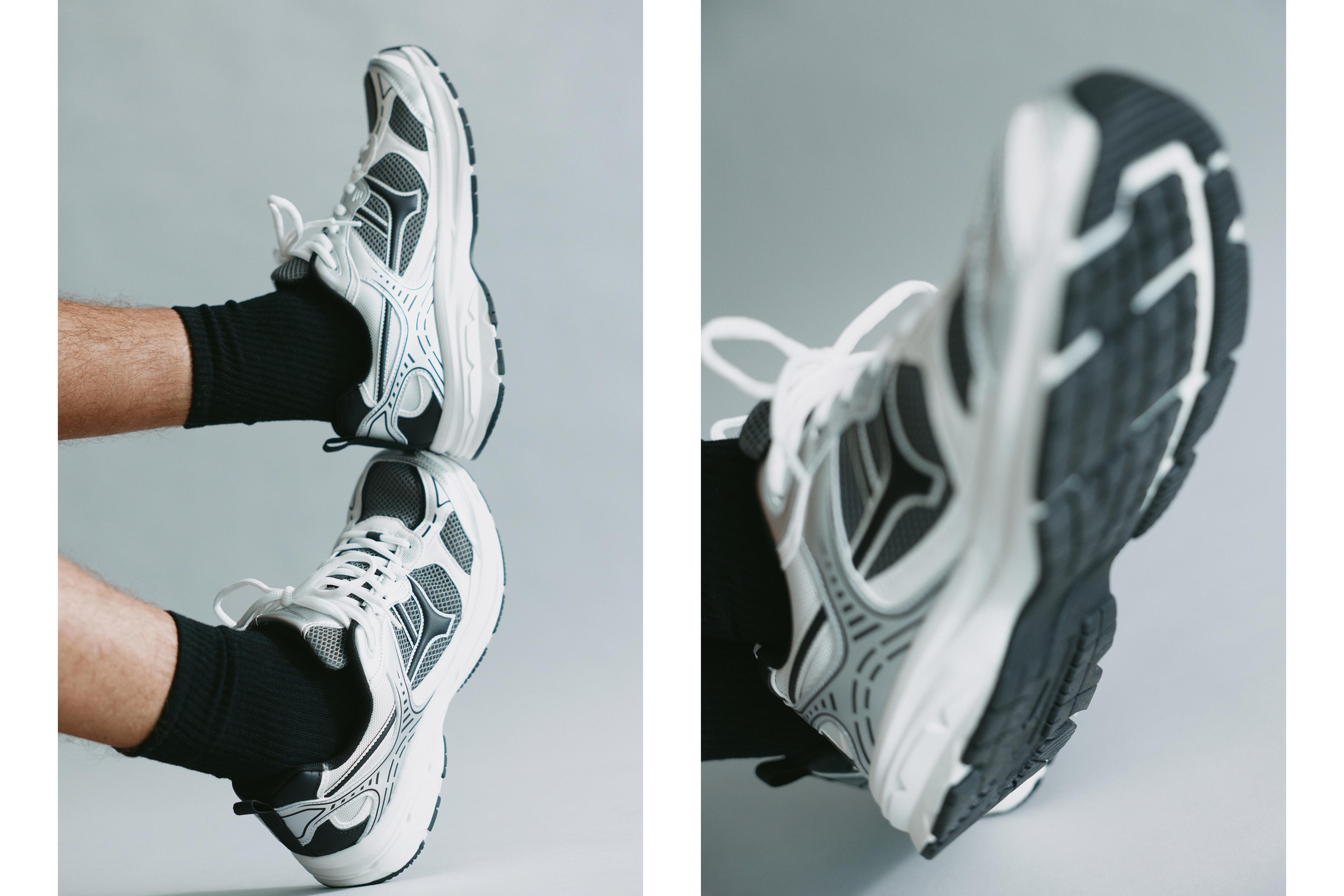 Multi-piece trainers — Silver