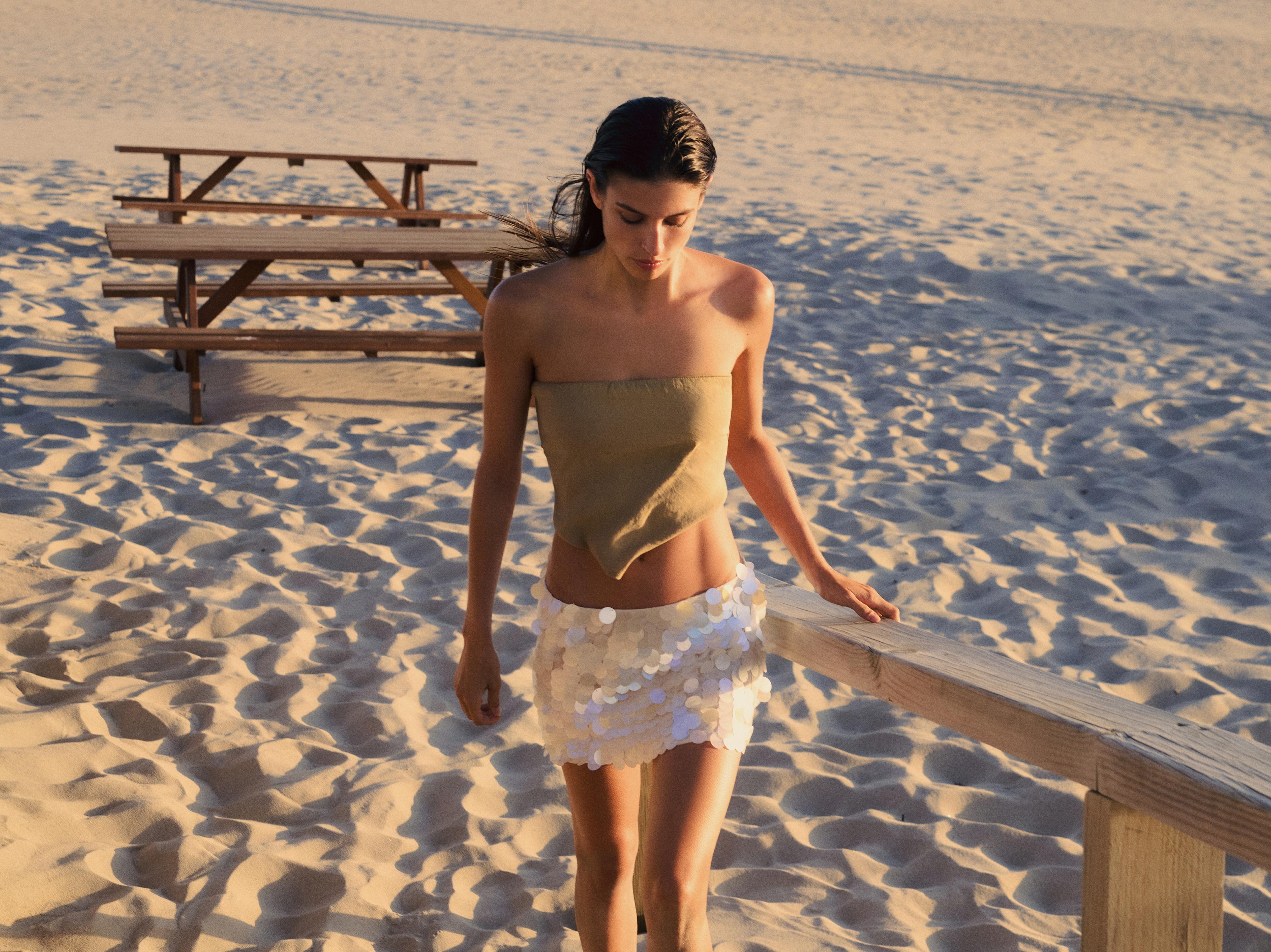 Sequin mini skirt — Ice