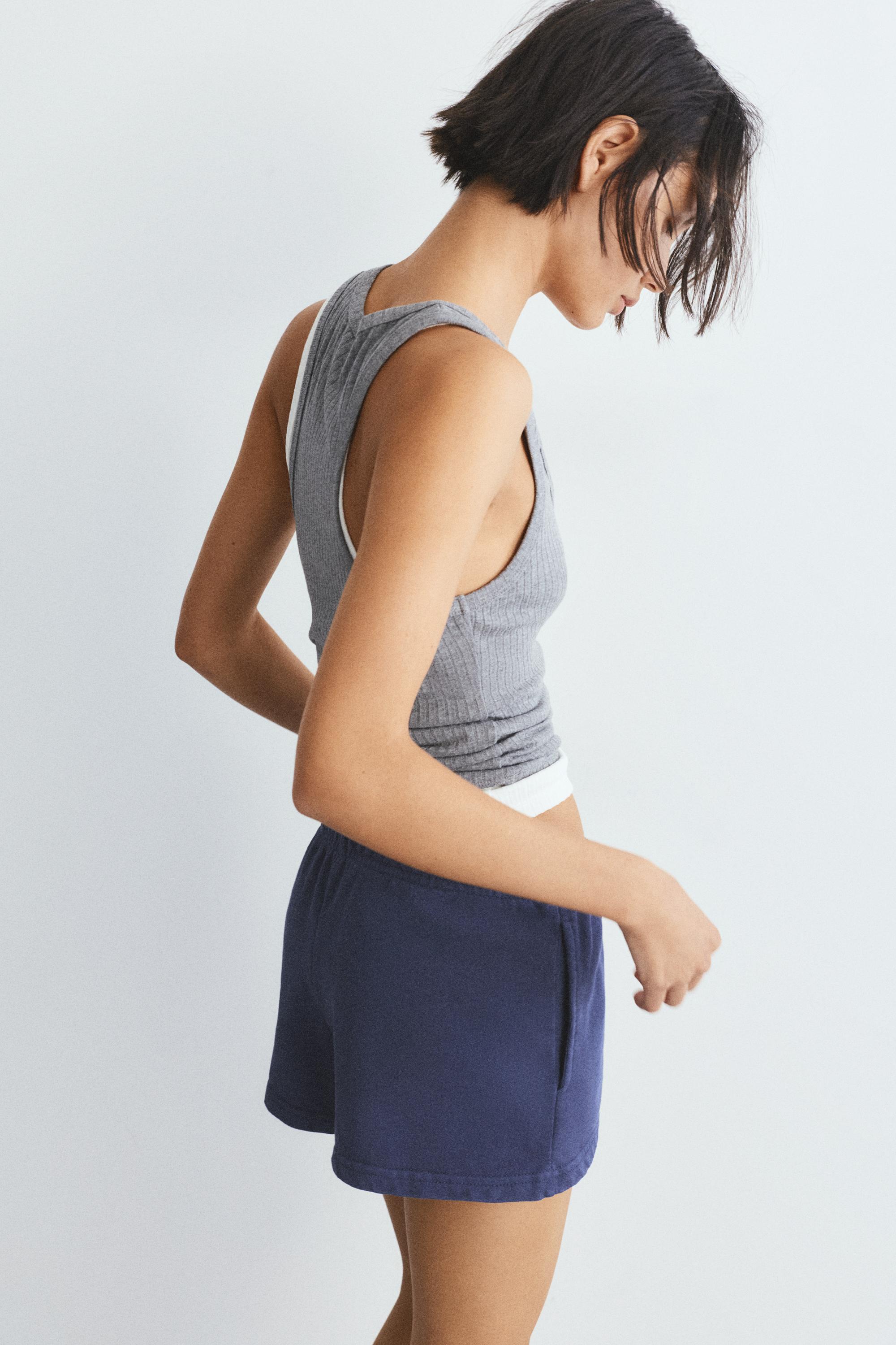 Sports shorts with elastic waist — Navy