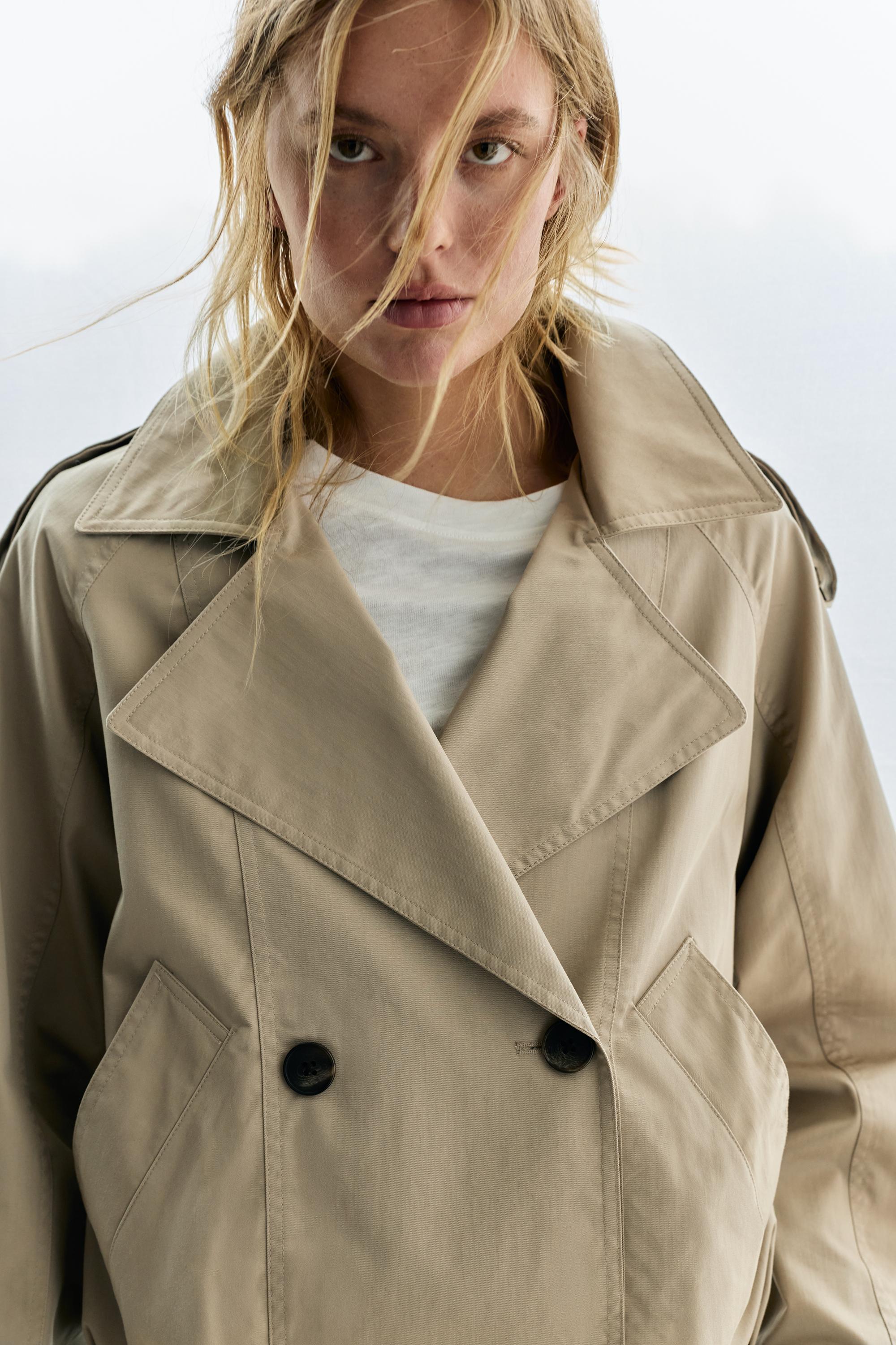 Balloon-fit short trench coat — Sand