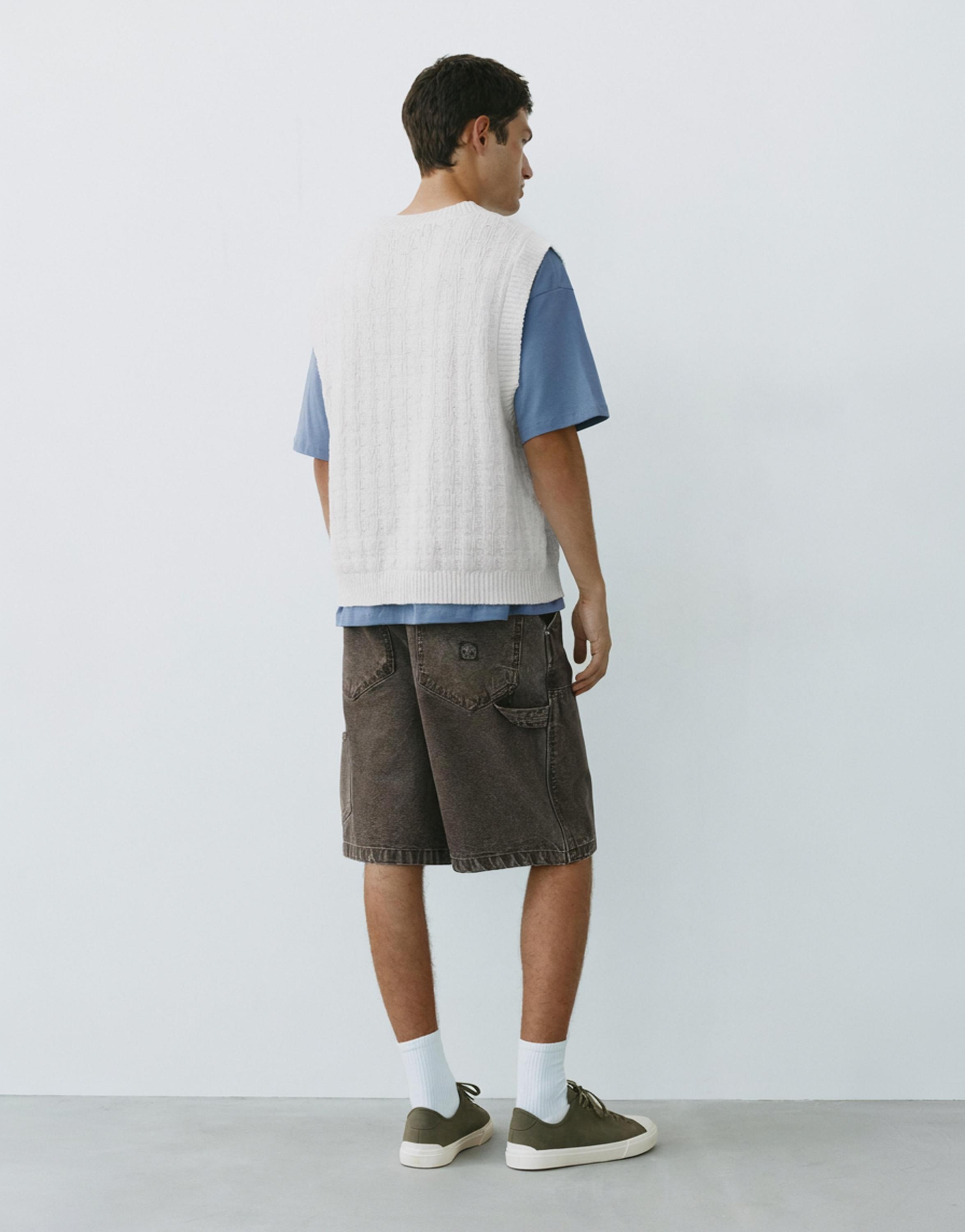 Bouclé vest — Bright white