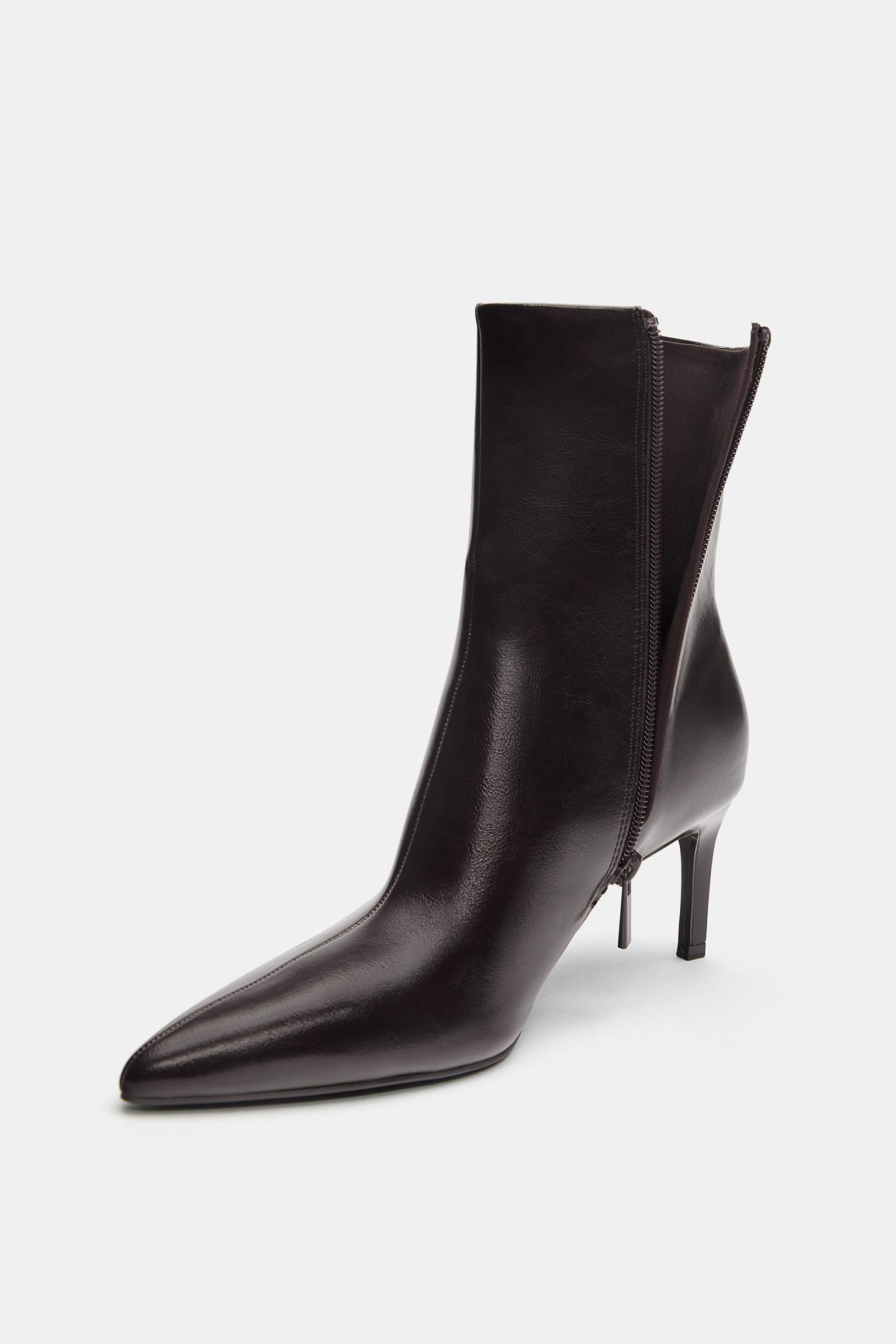 Stiletto heel ankle boots — Brown