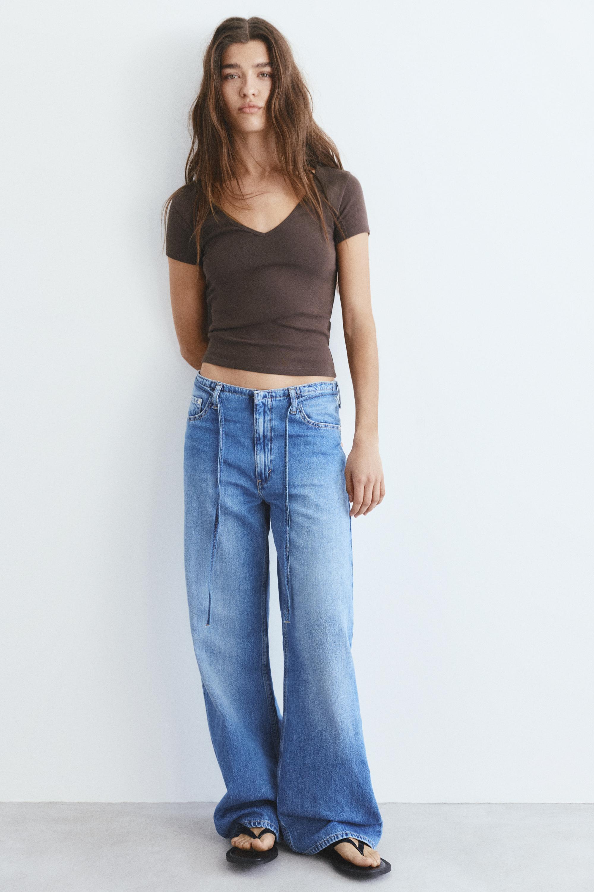 V-neck T-shirt — Brown