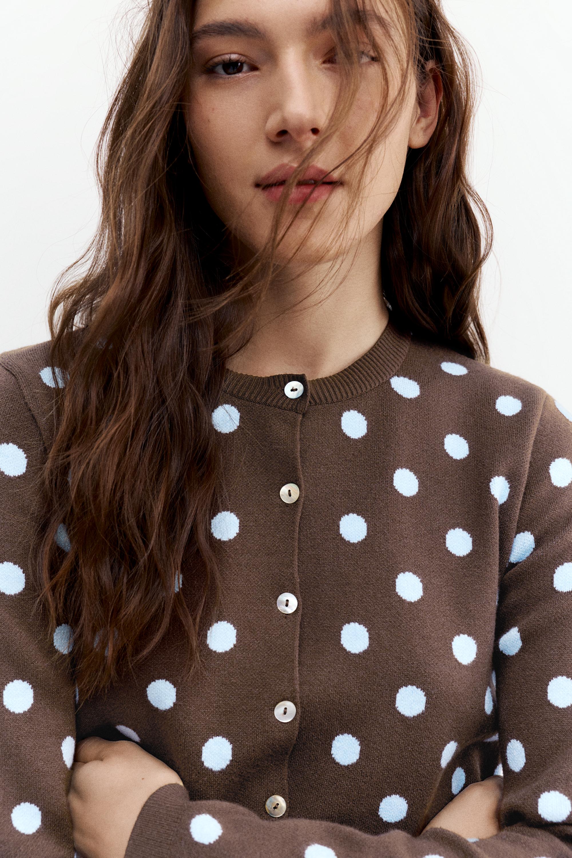 Puantiye desenli hırka - Görsel 19