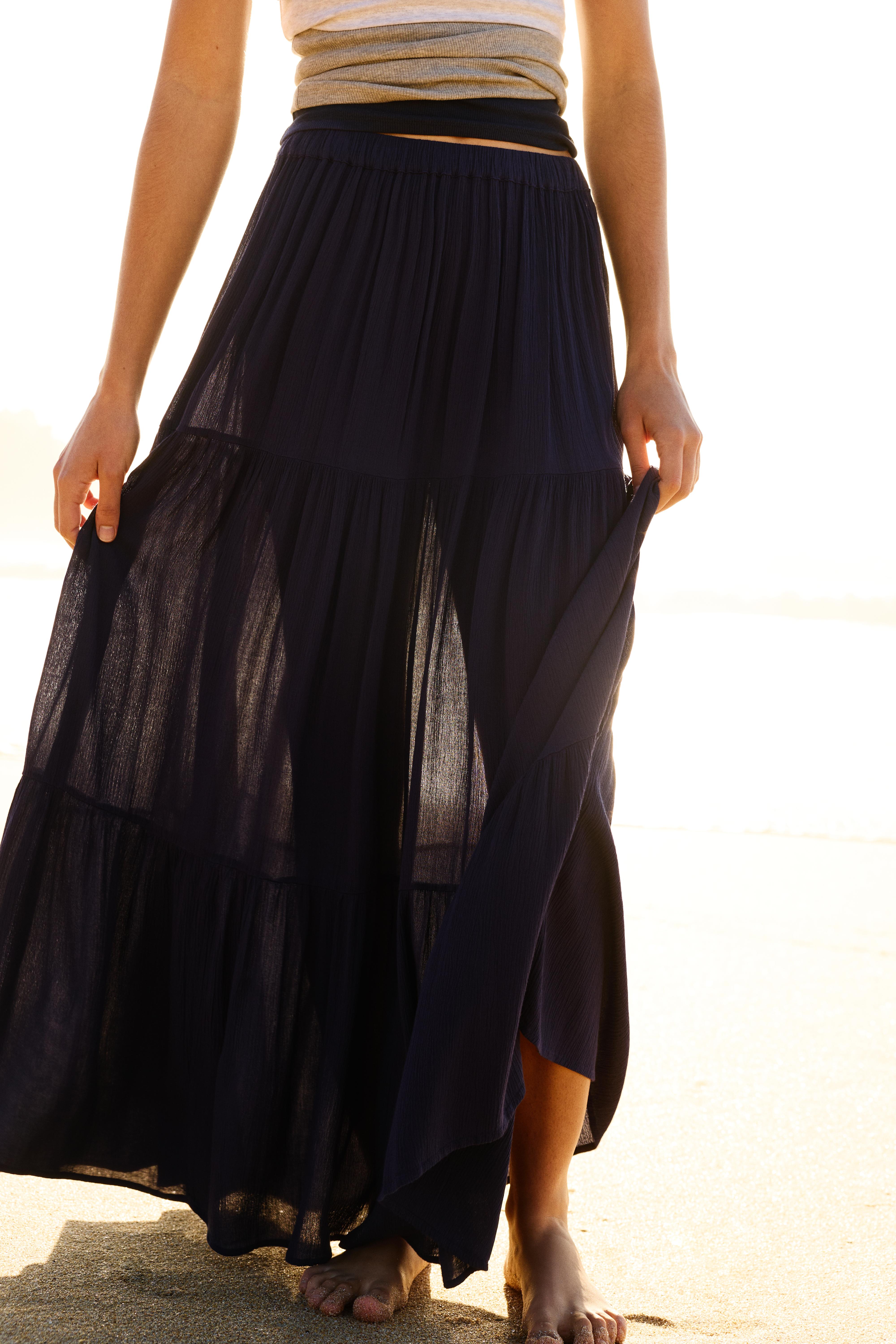 Flowy paneled midi skirt — Navy