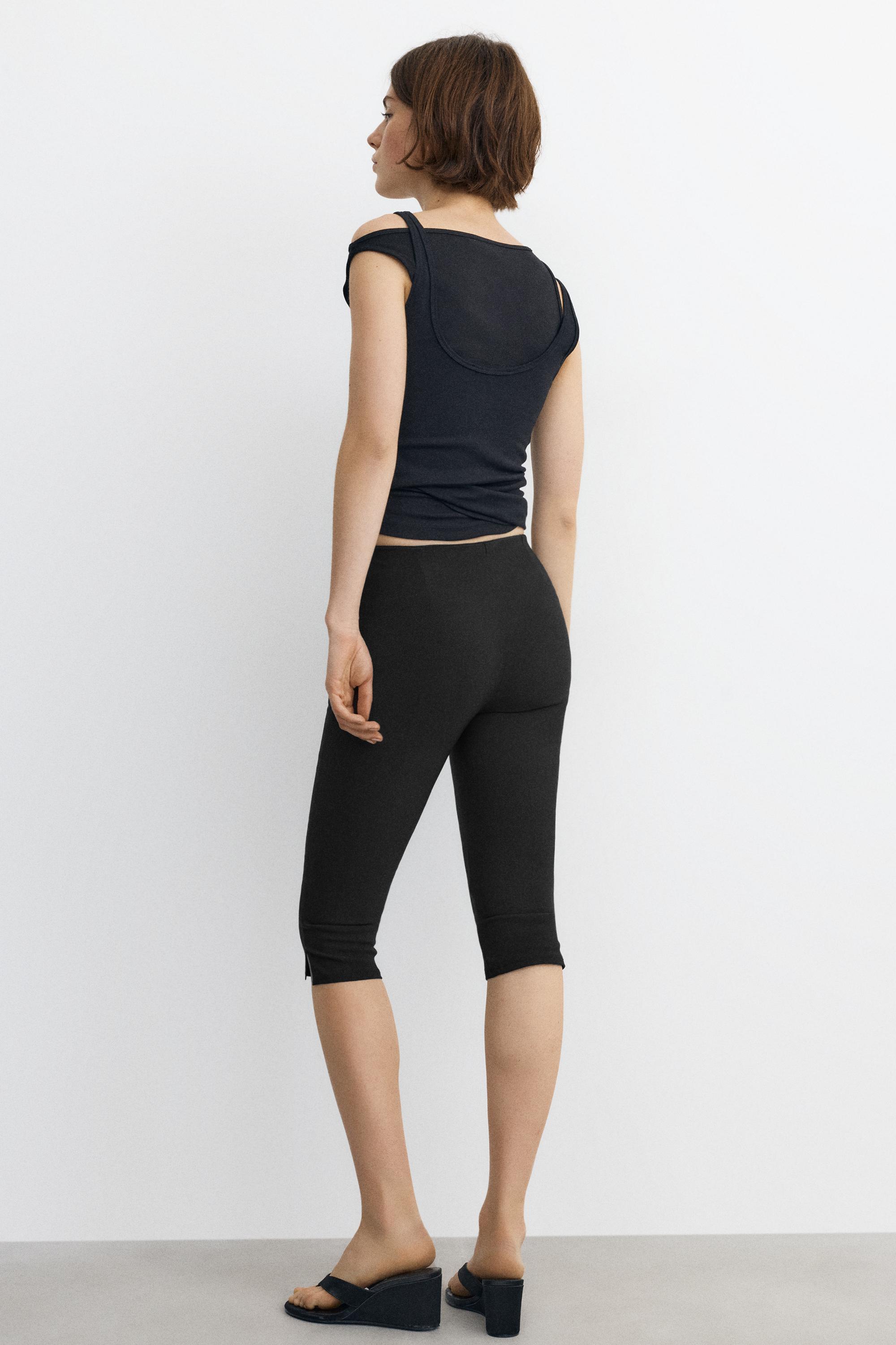 Capris — Black