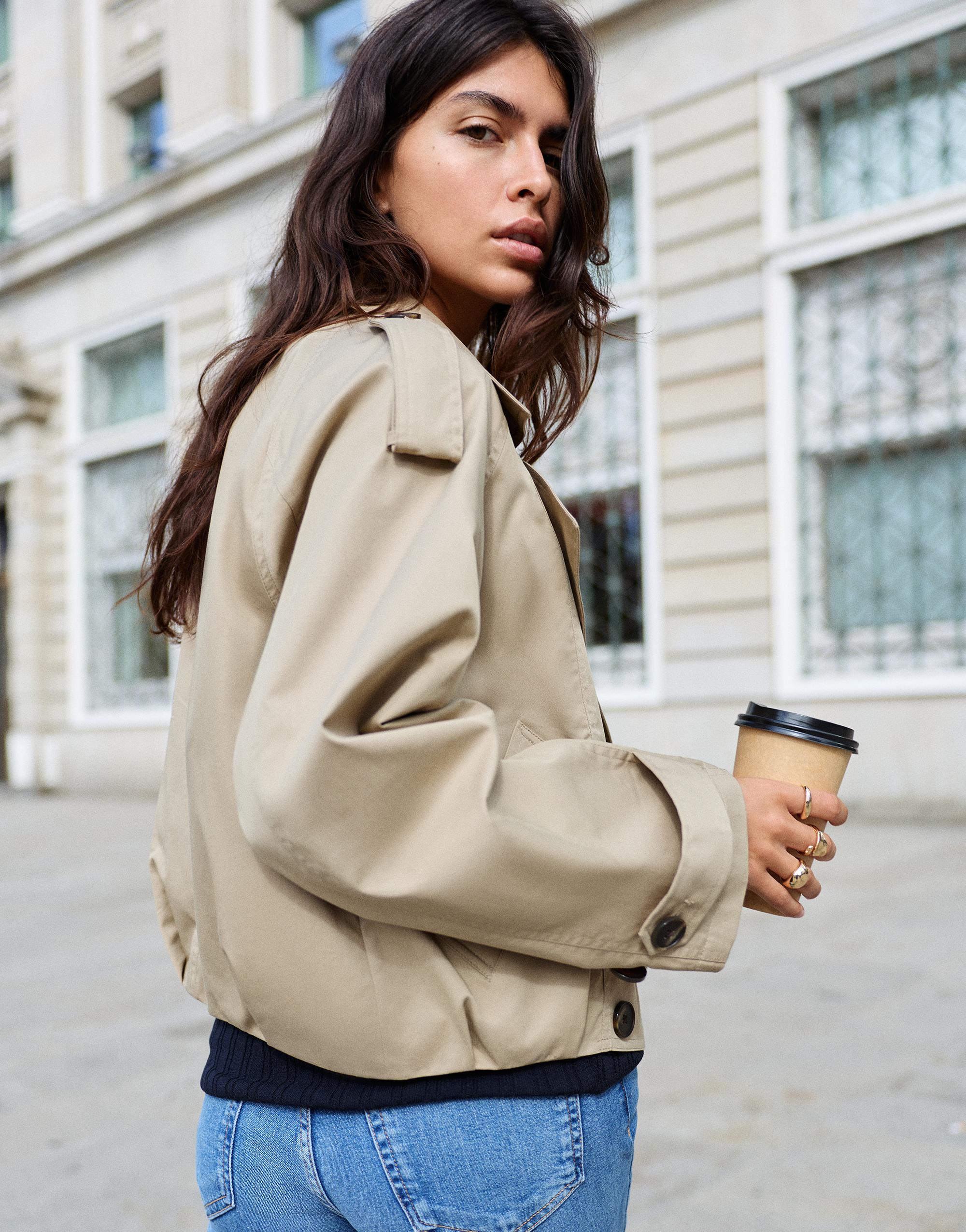 Balloon-fit short trench coat — Sand
