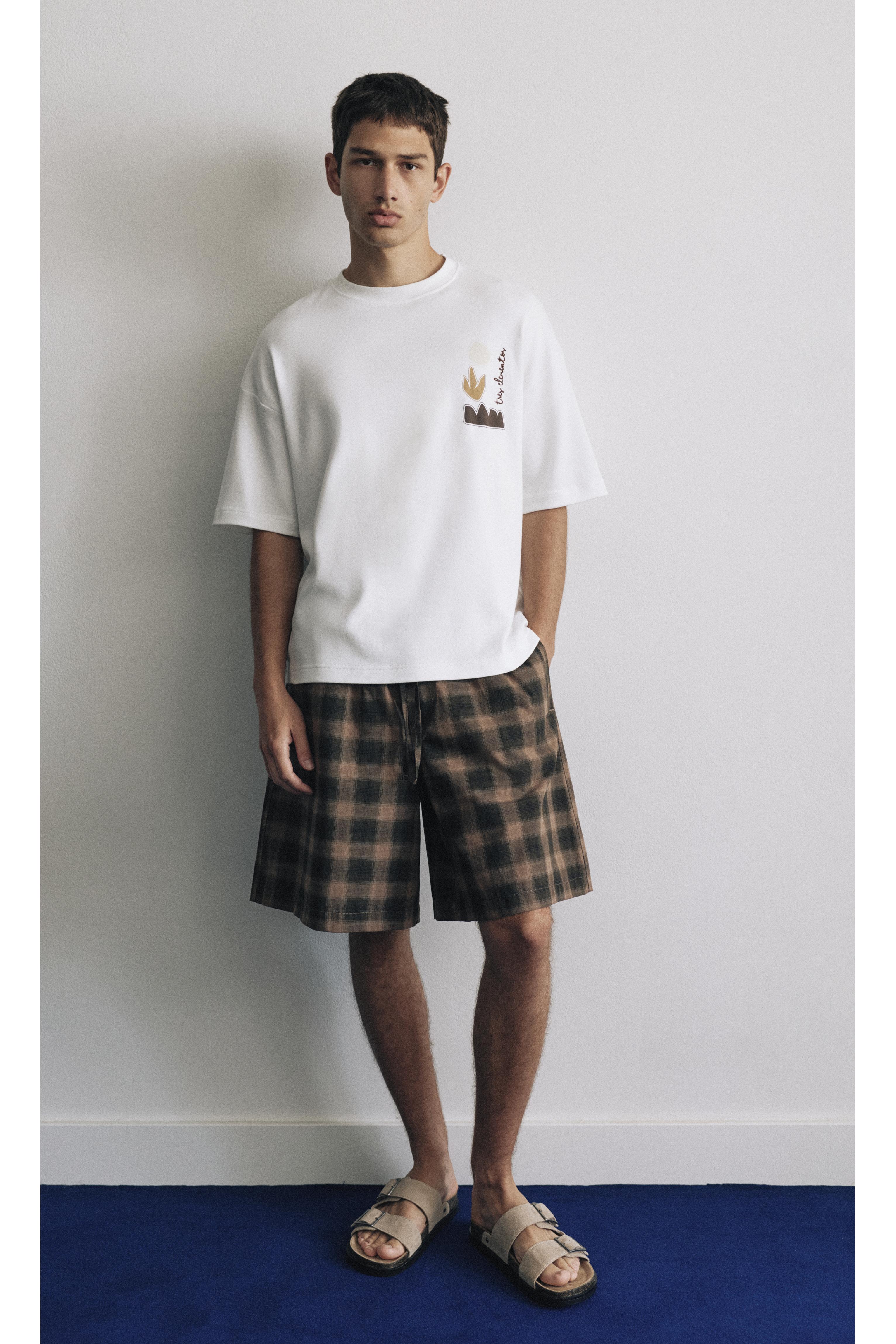 Short sleeve graphic T-shirt — Off white