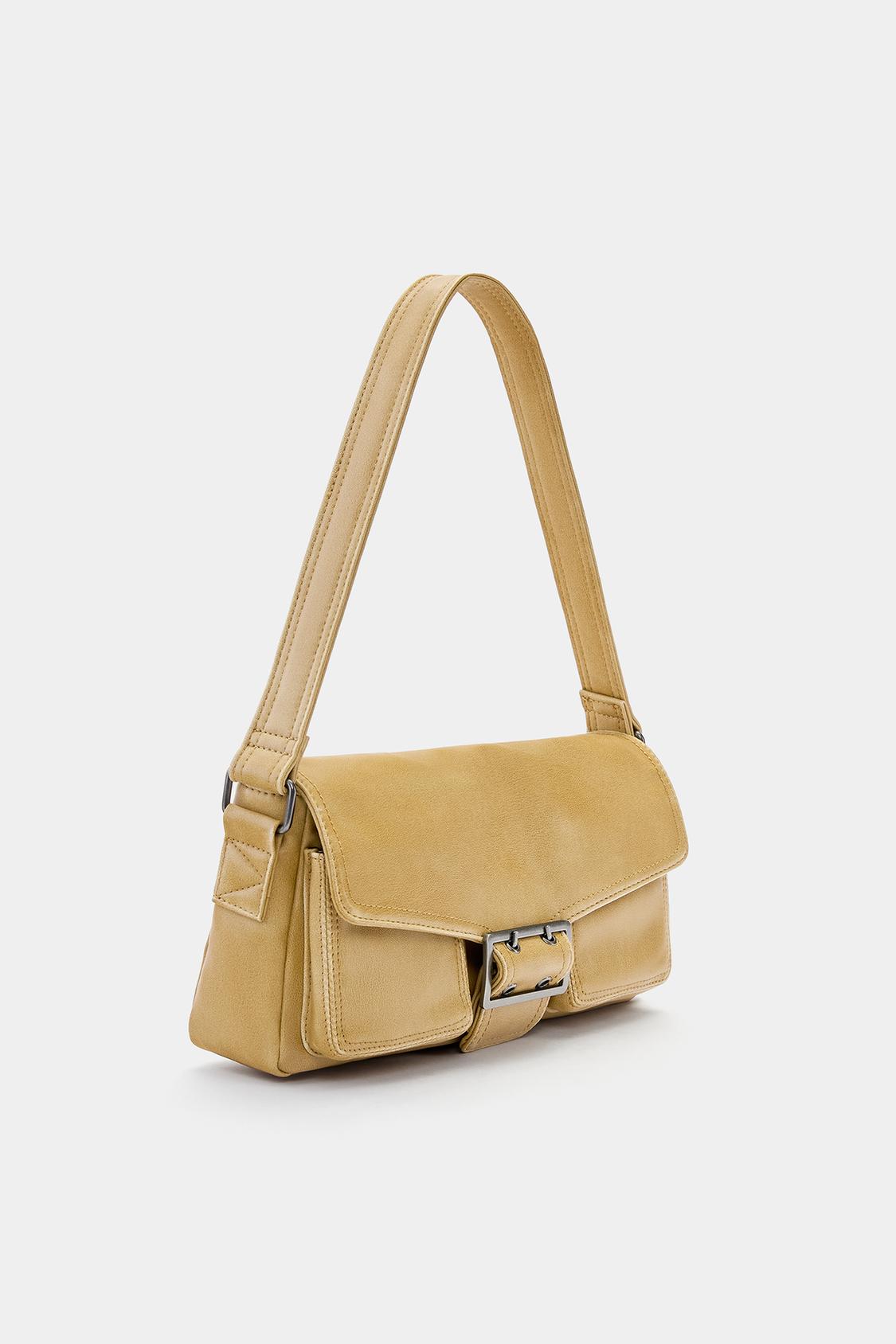 Shoulder bag with pockets and buckle - pull&bear 
