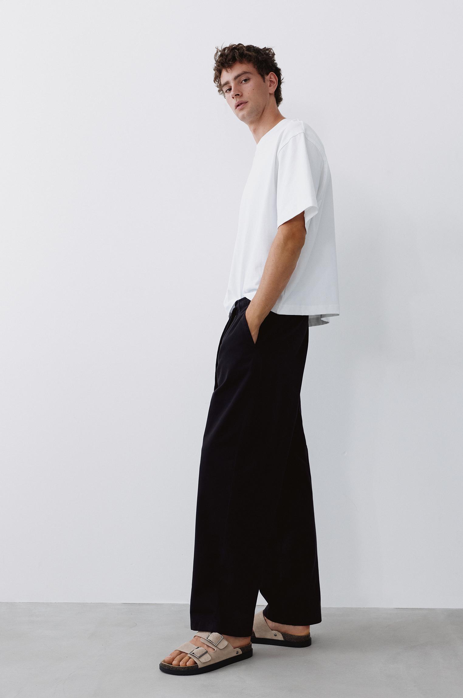 Baggy jogger pants — Black