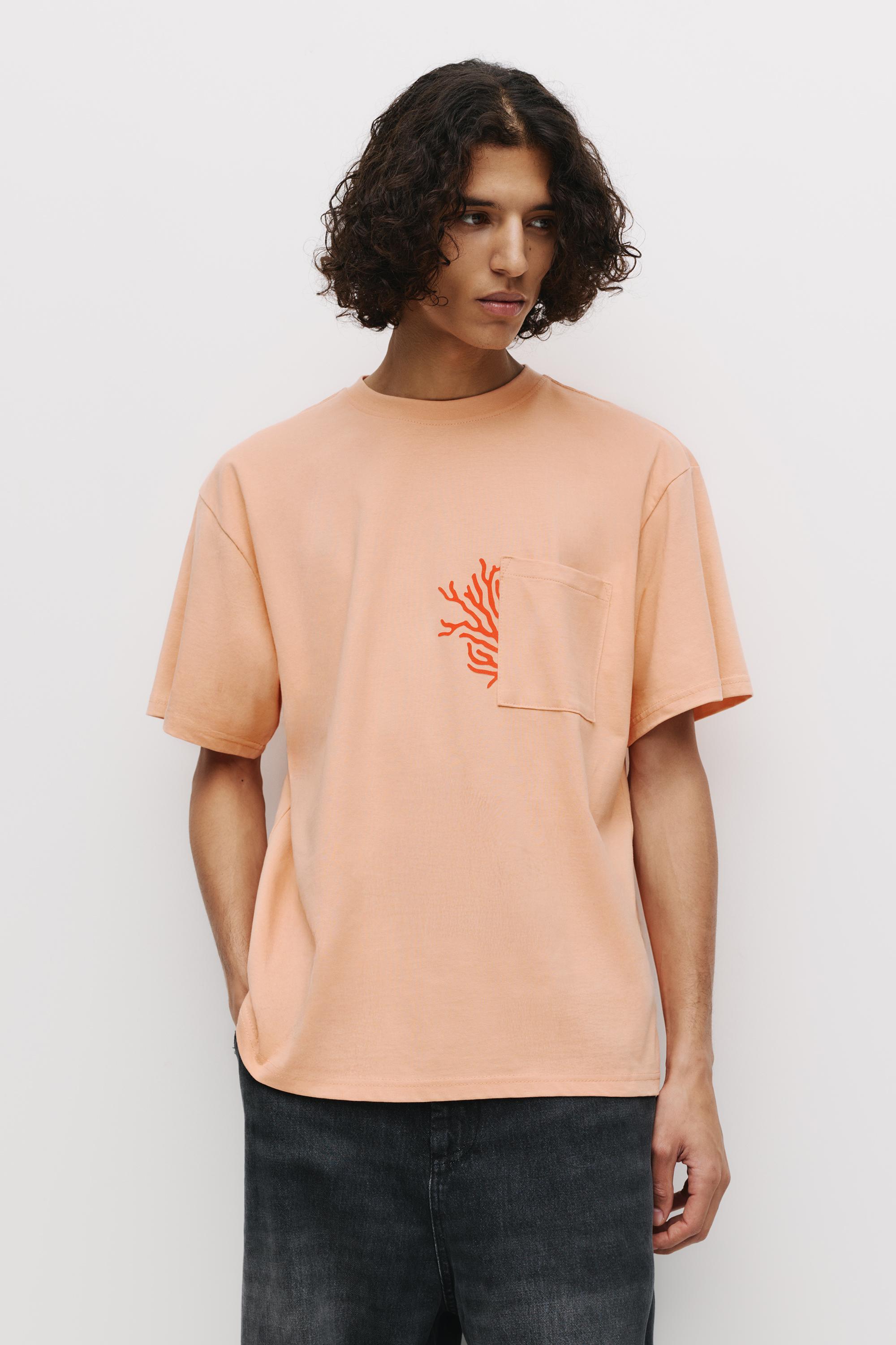 Orangefarbenes T-Shirt Mit Tasche