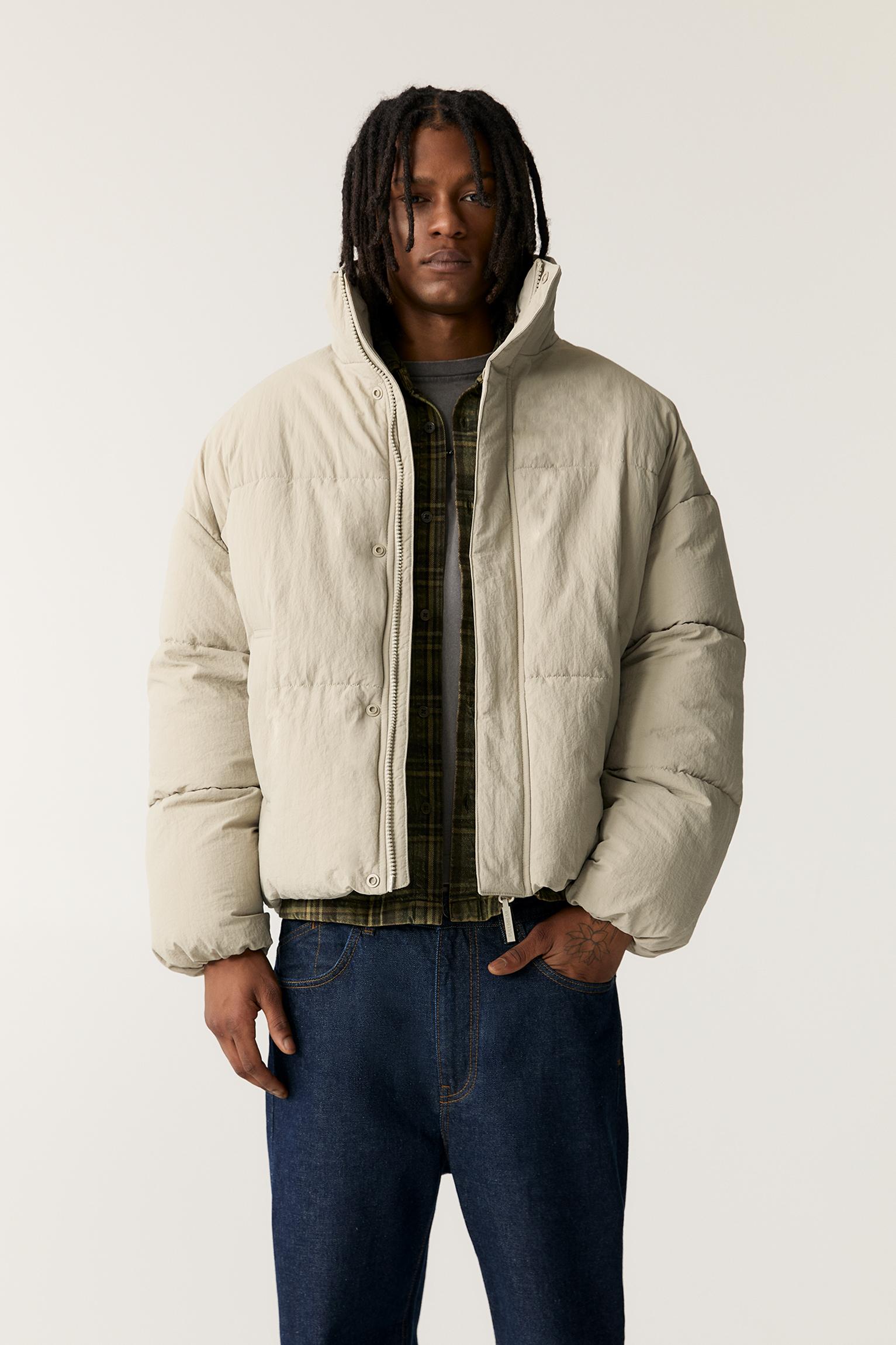 Men s Puffer Jackets PULL BEAR