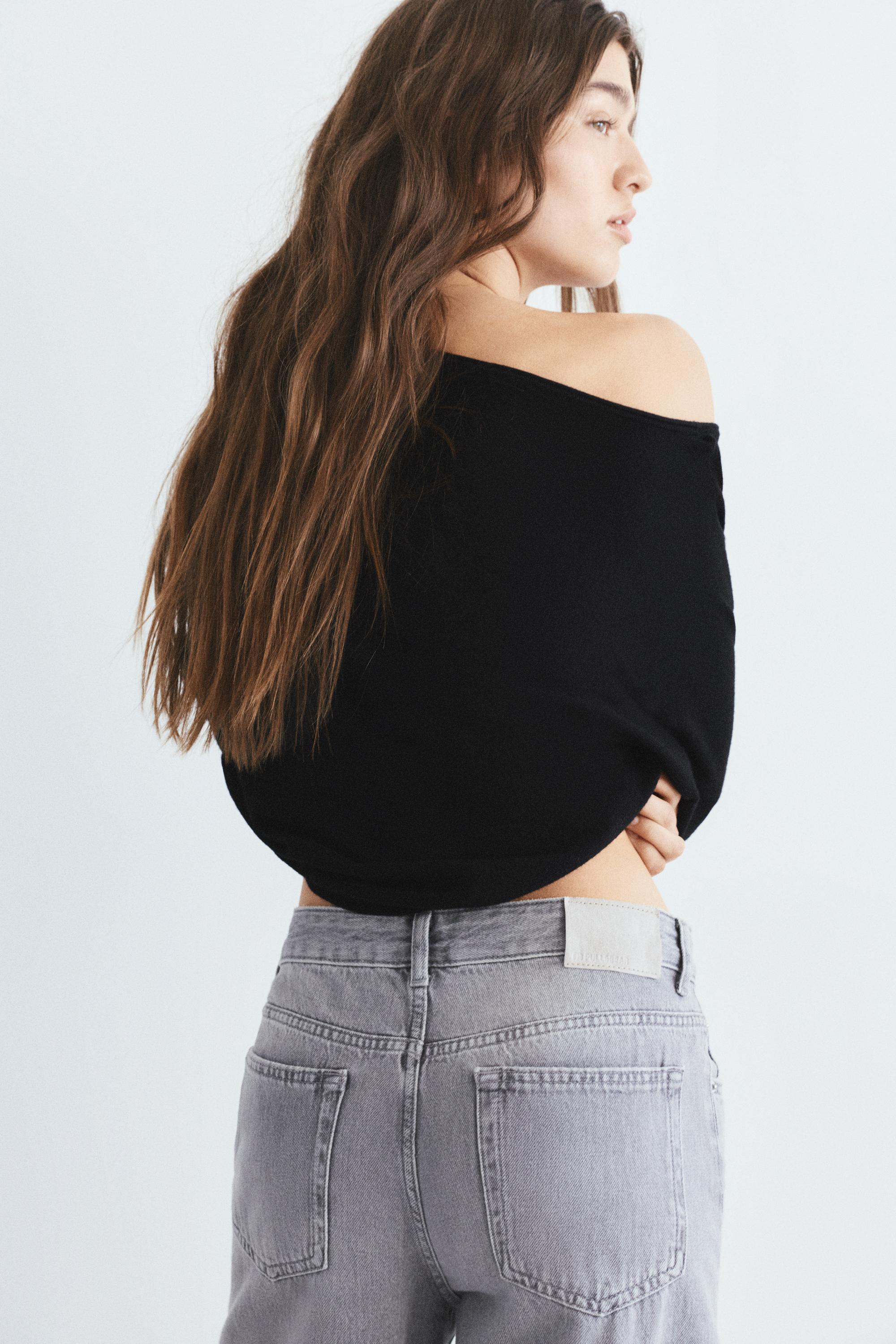 Asymmetric jumper — Black