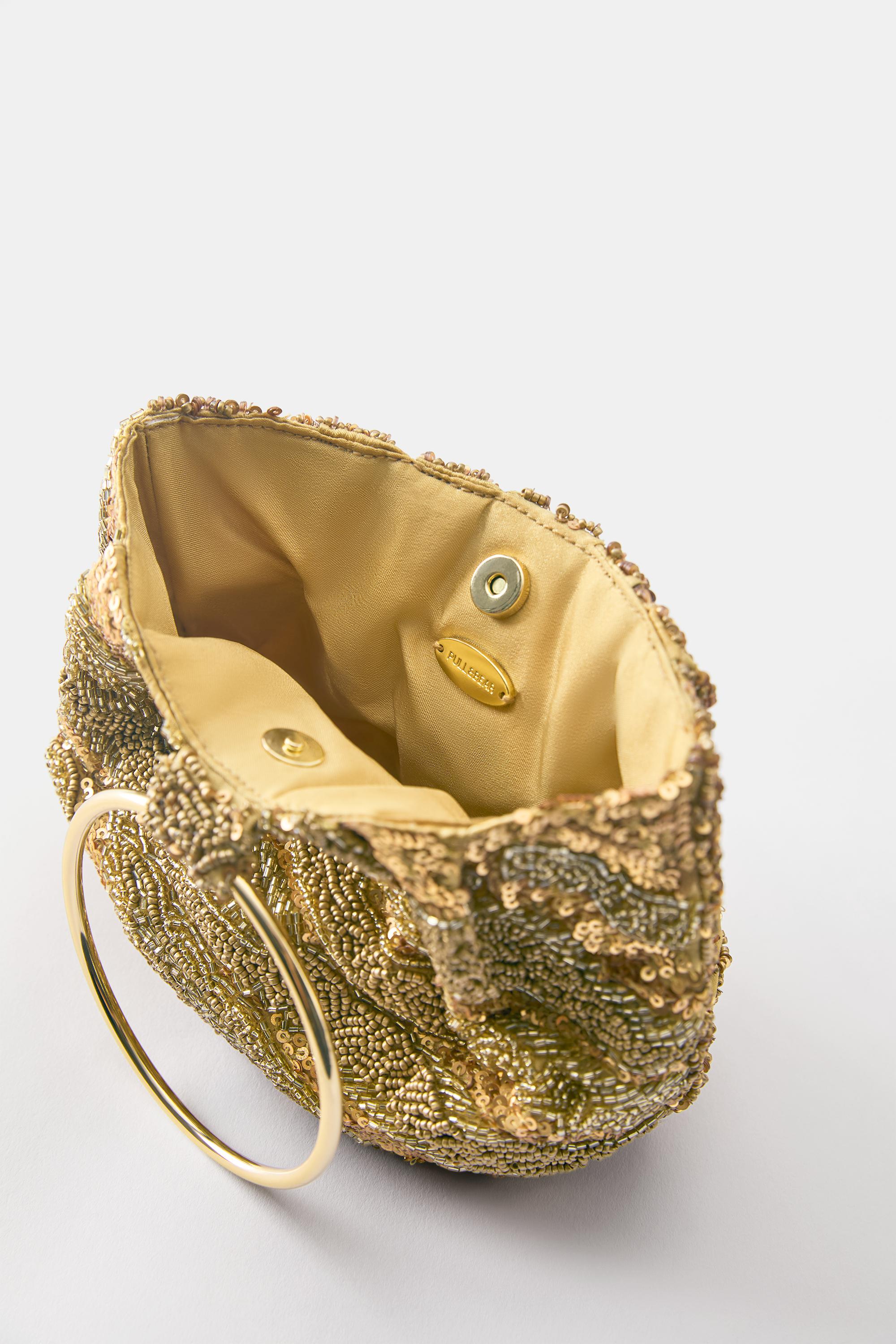 Beaded handbag — Gold