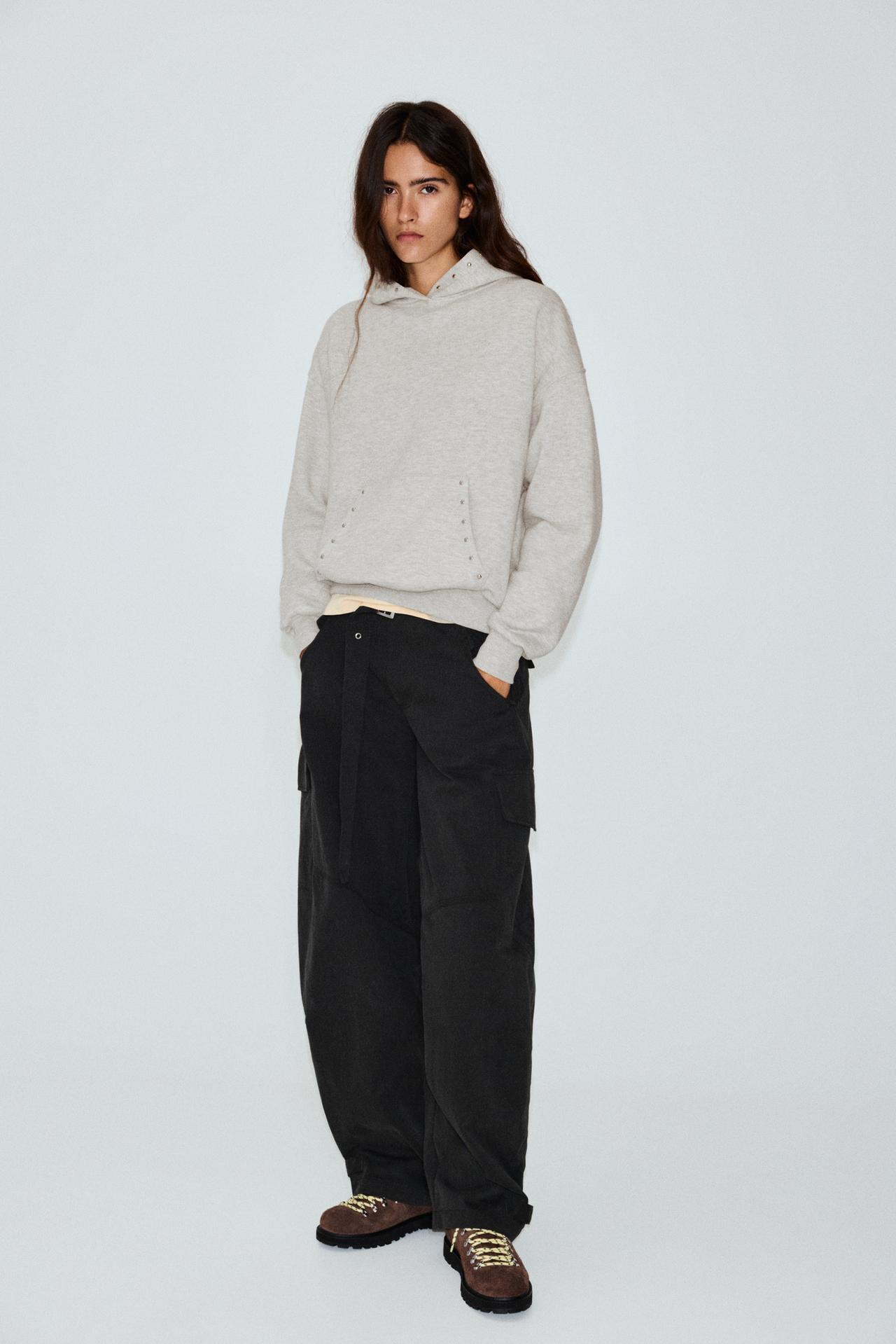 Studded hoodie — Grey marl