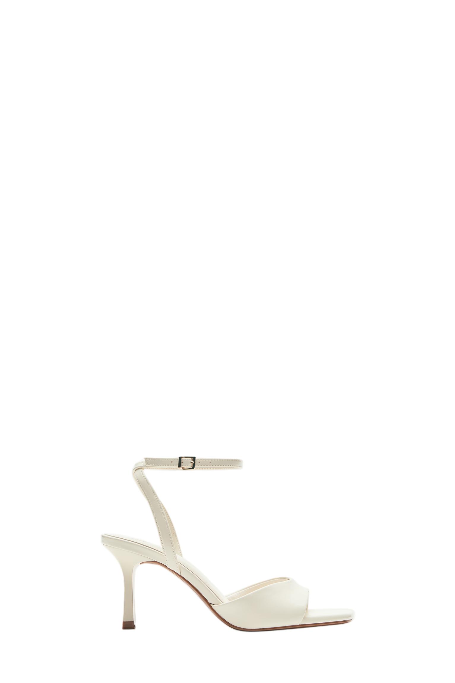 Heeled sandals — Ecru
