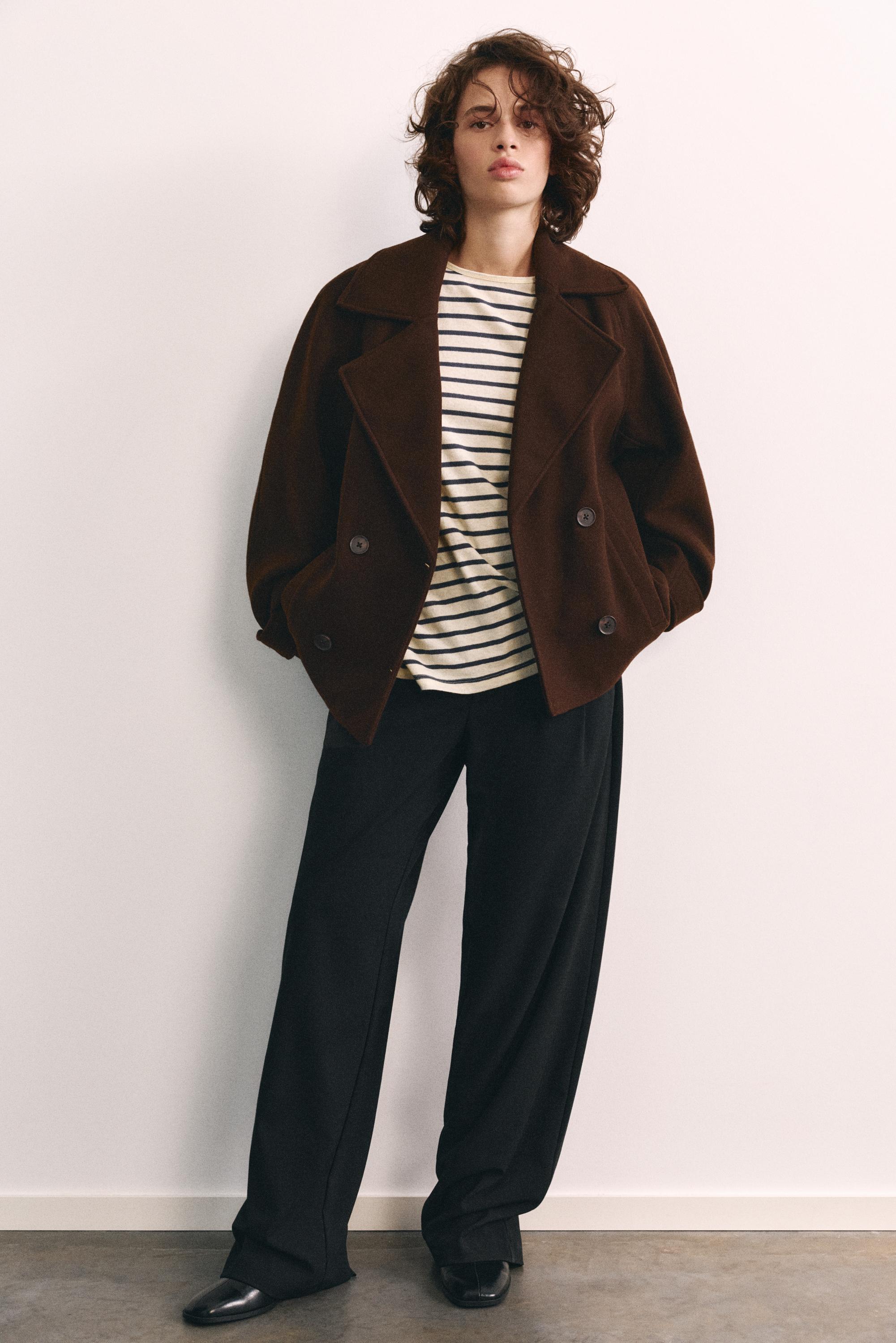 Short felt texture coat — Chocolate