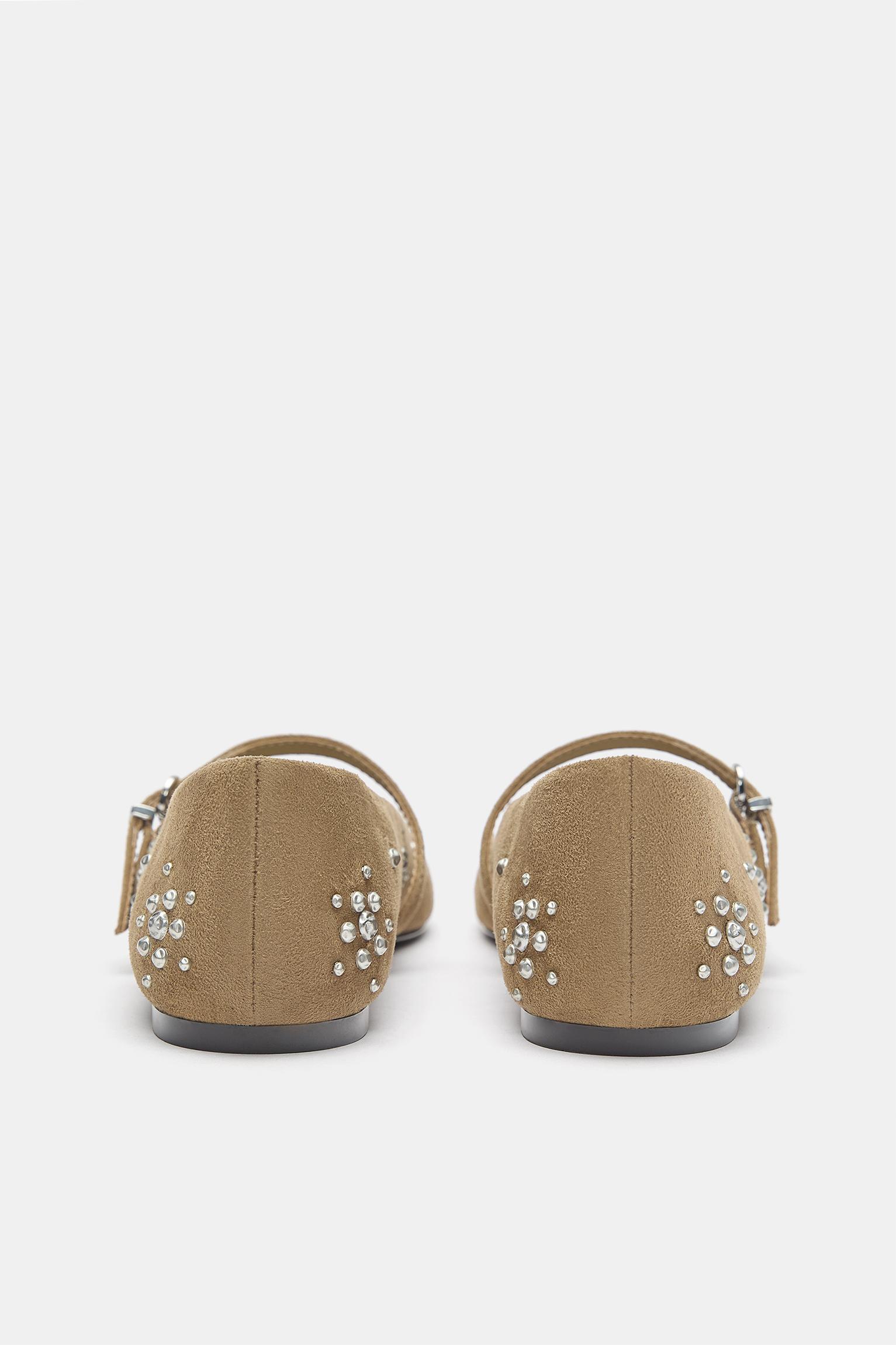 Studded ballet flats — Sand