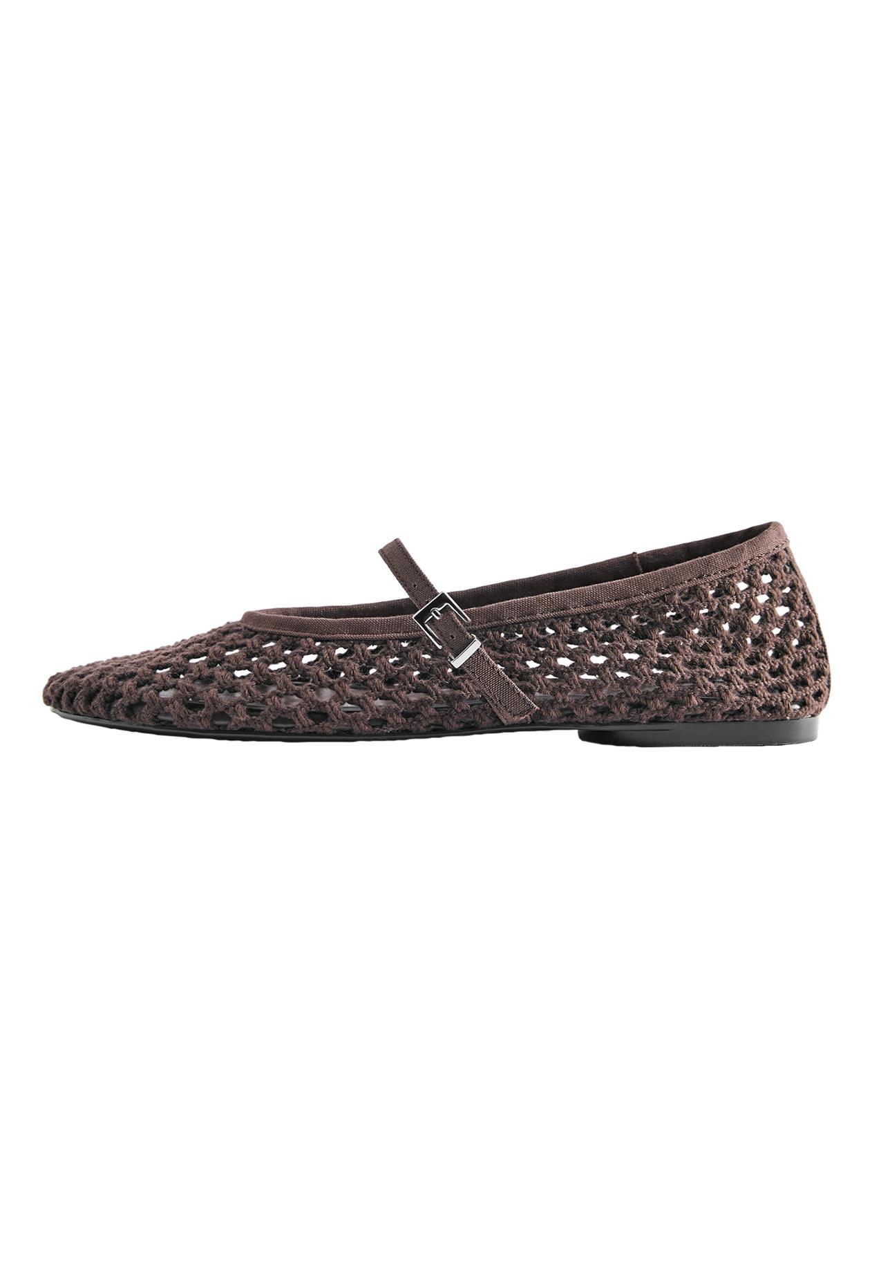 Crochet ballerina shoes — Brown