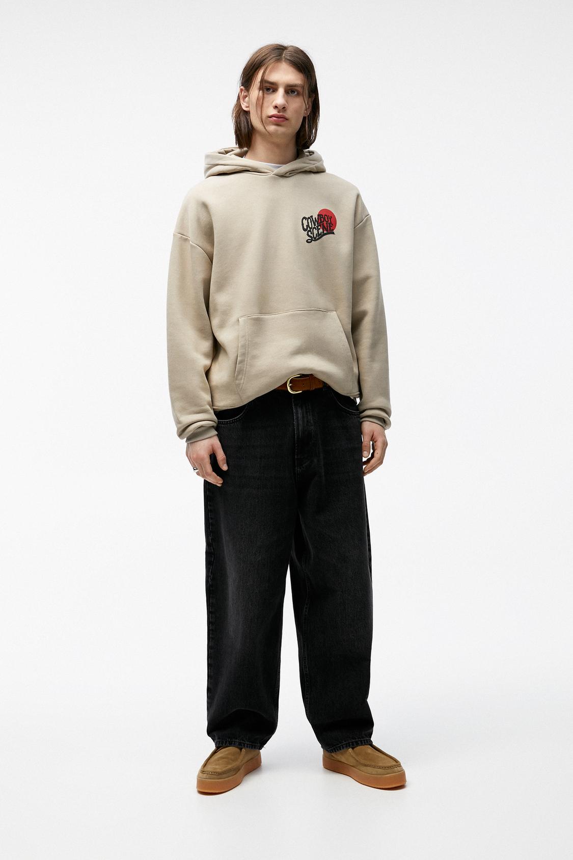 Hoodie with pouch pocket and front graphic - pull&bear 