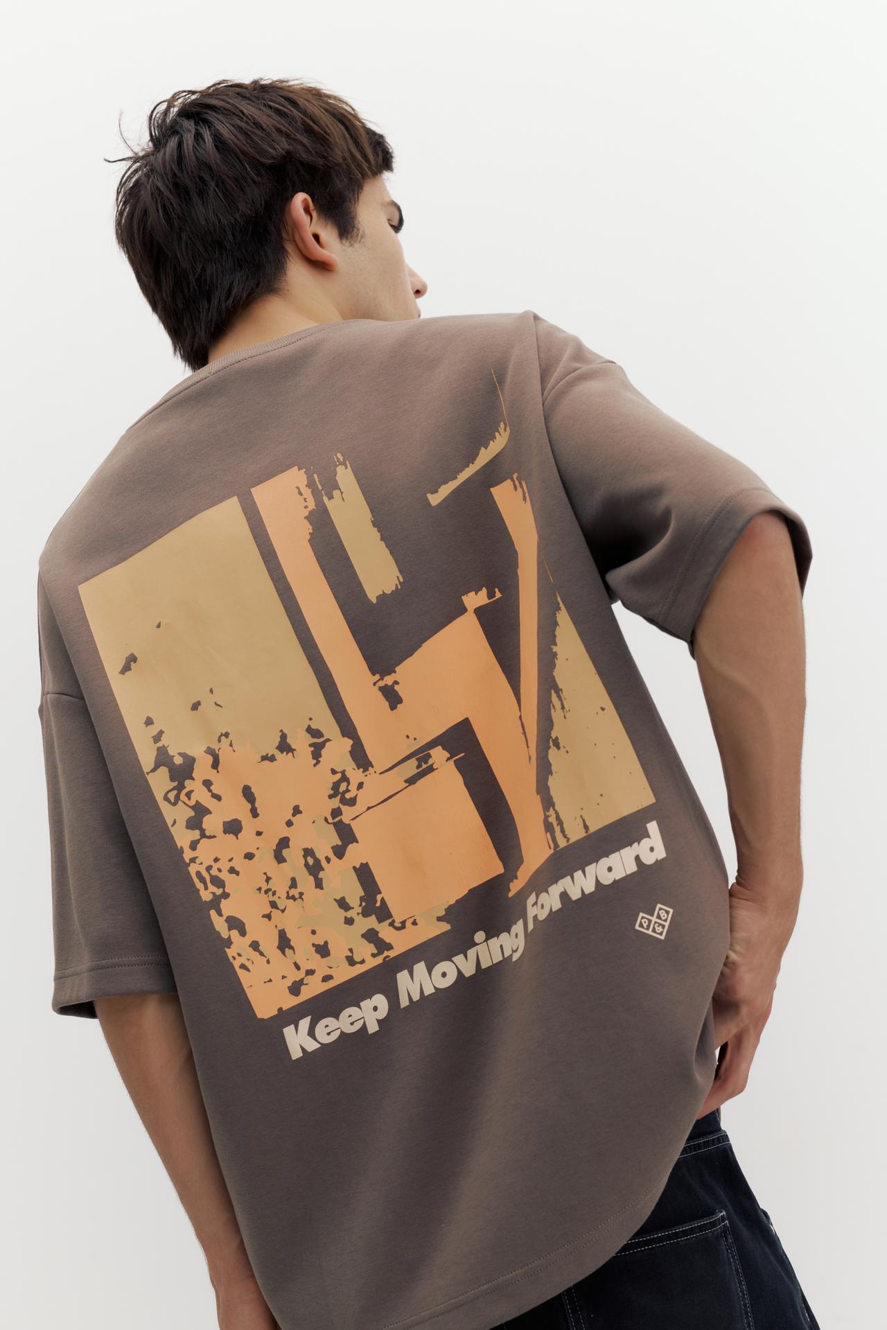 Short sleeve graphic sweatshirt — Brown