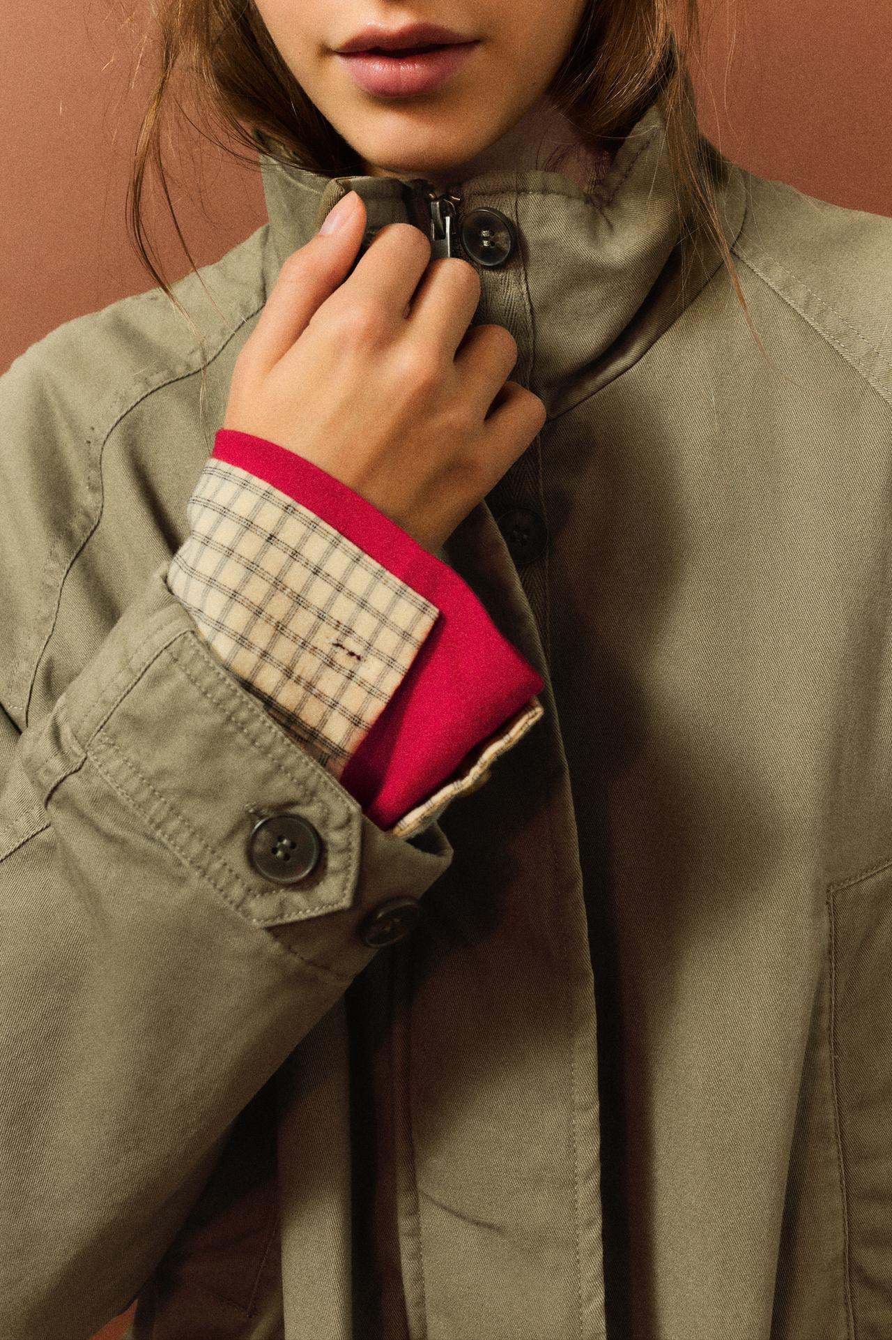 Short parka with a high neck — Dark khaki