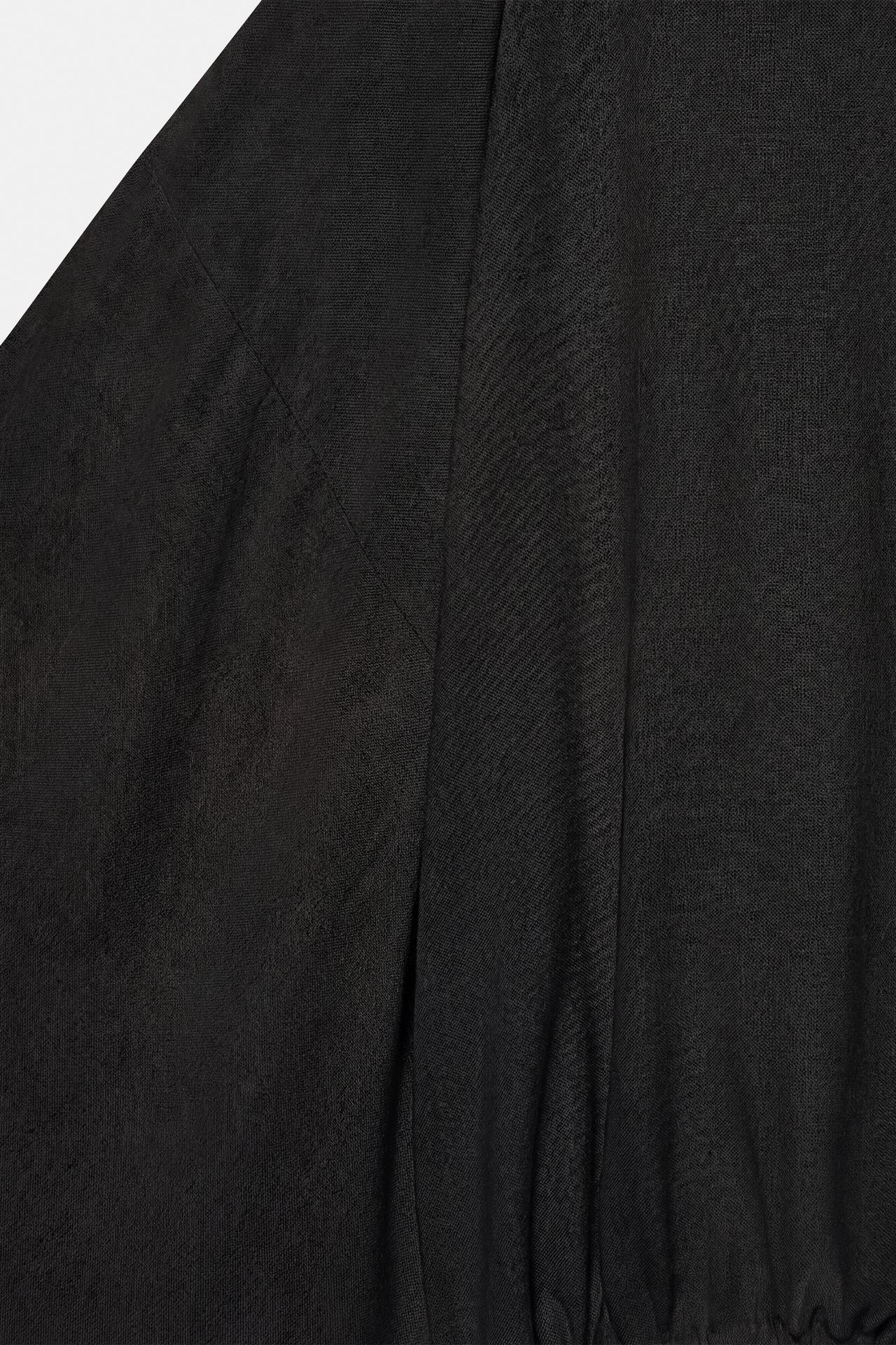 Cape blouse — Black