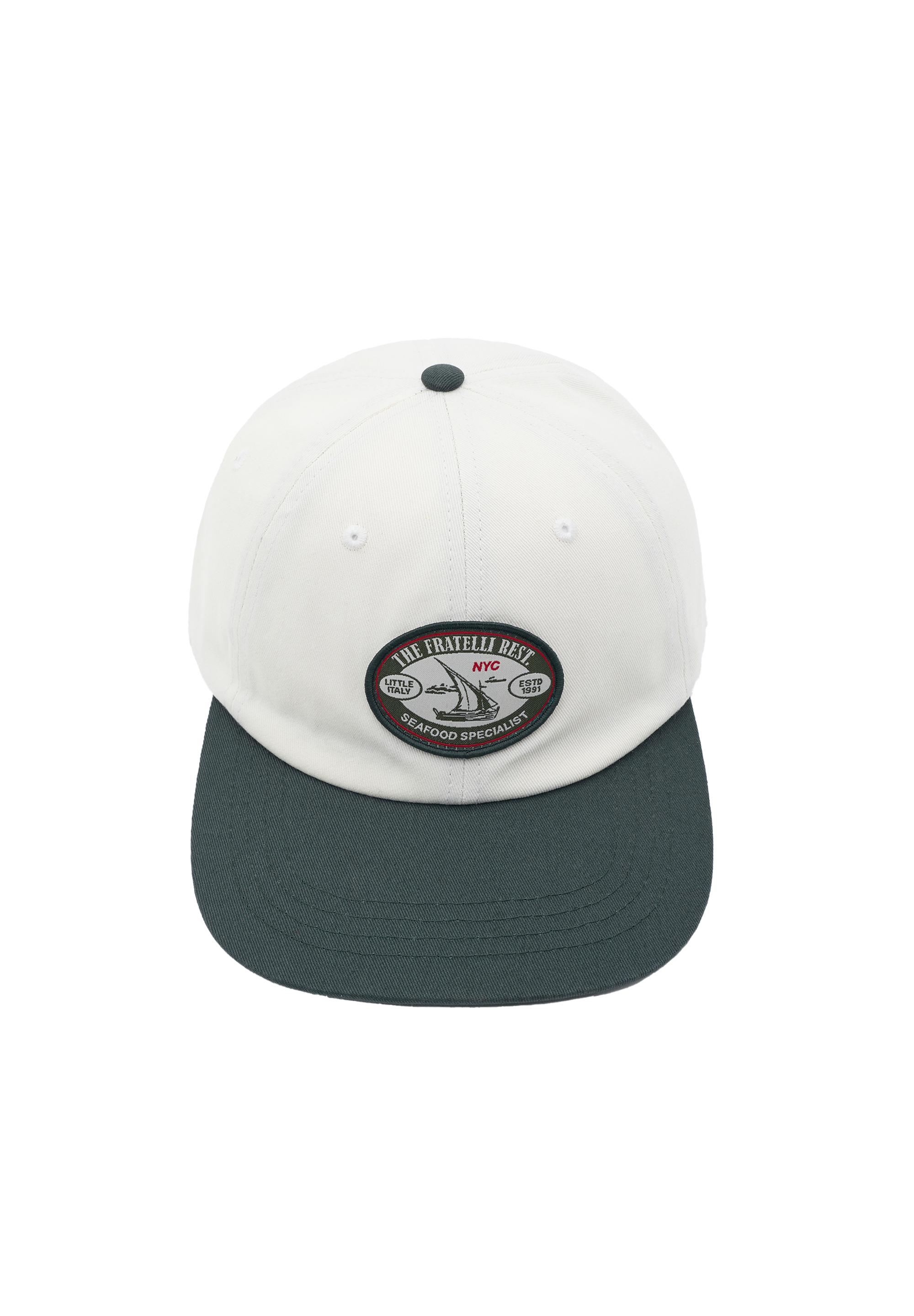 Tekne yamalı şapka