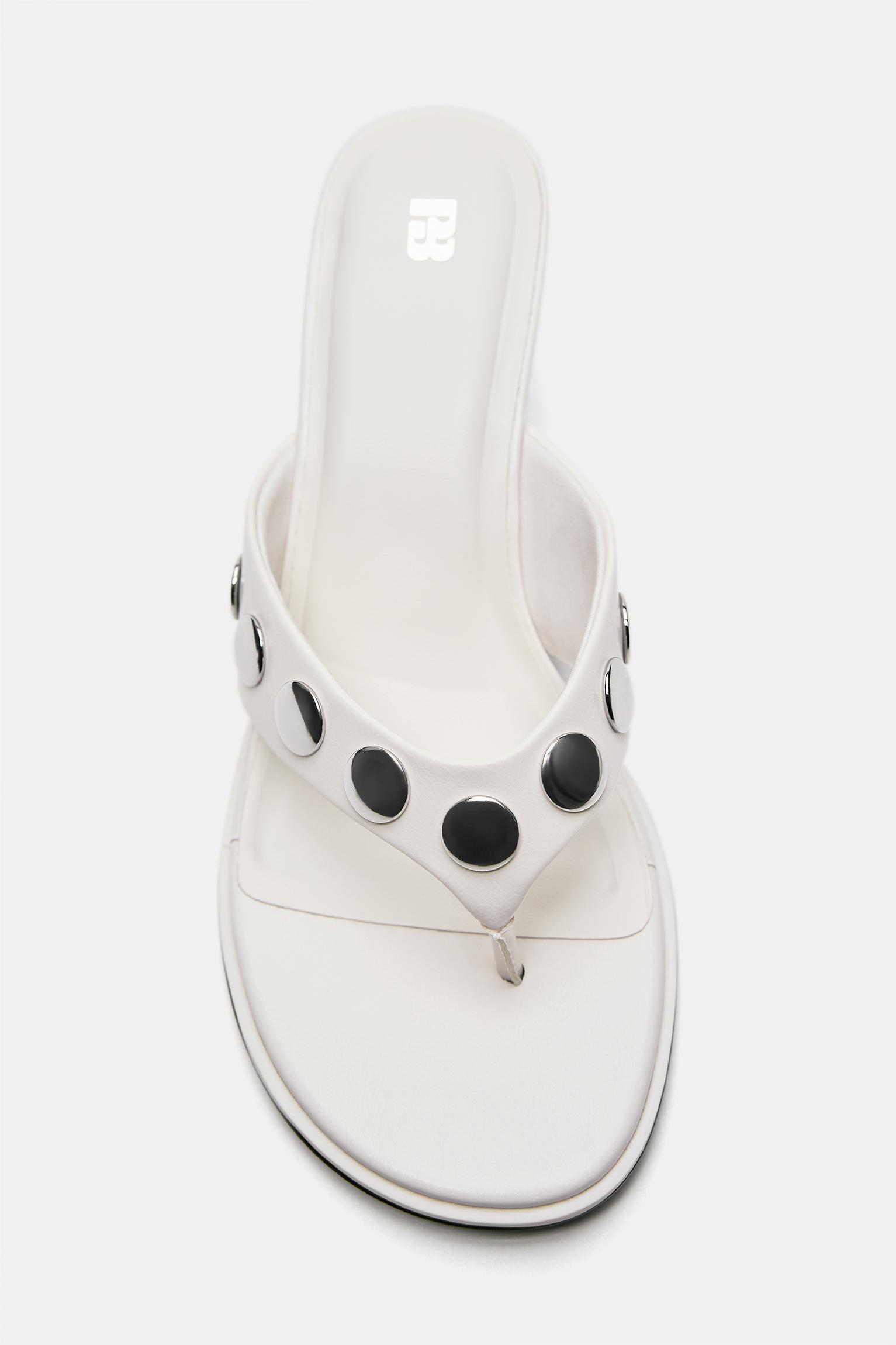 Heeled sandals with studs — White