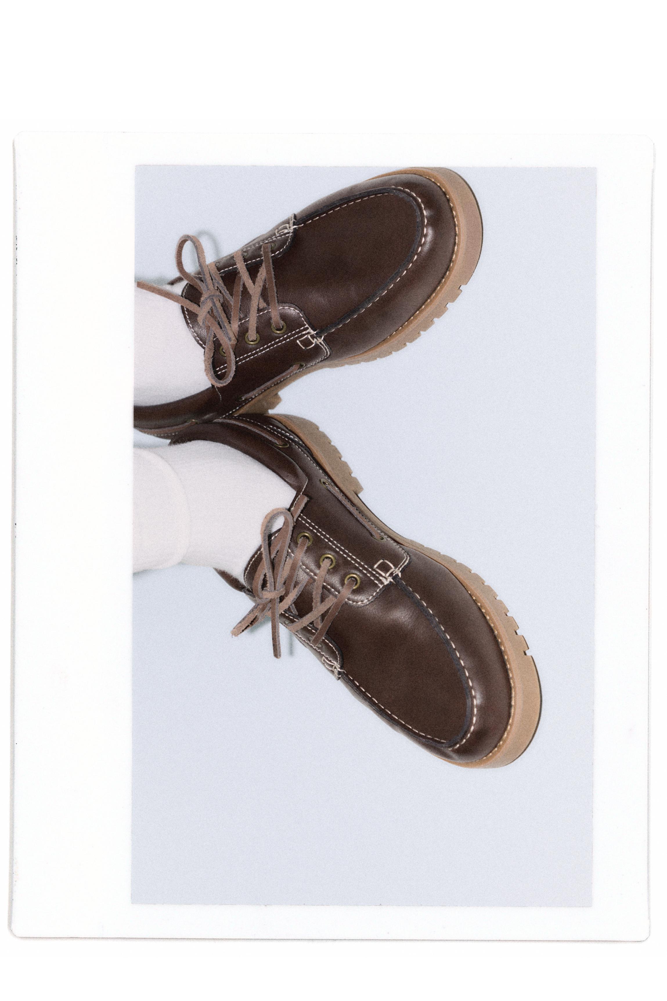 Boat shoes — Brown