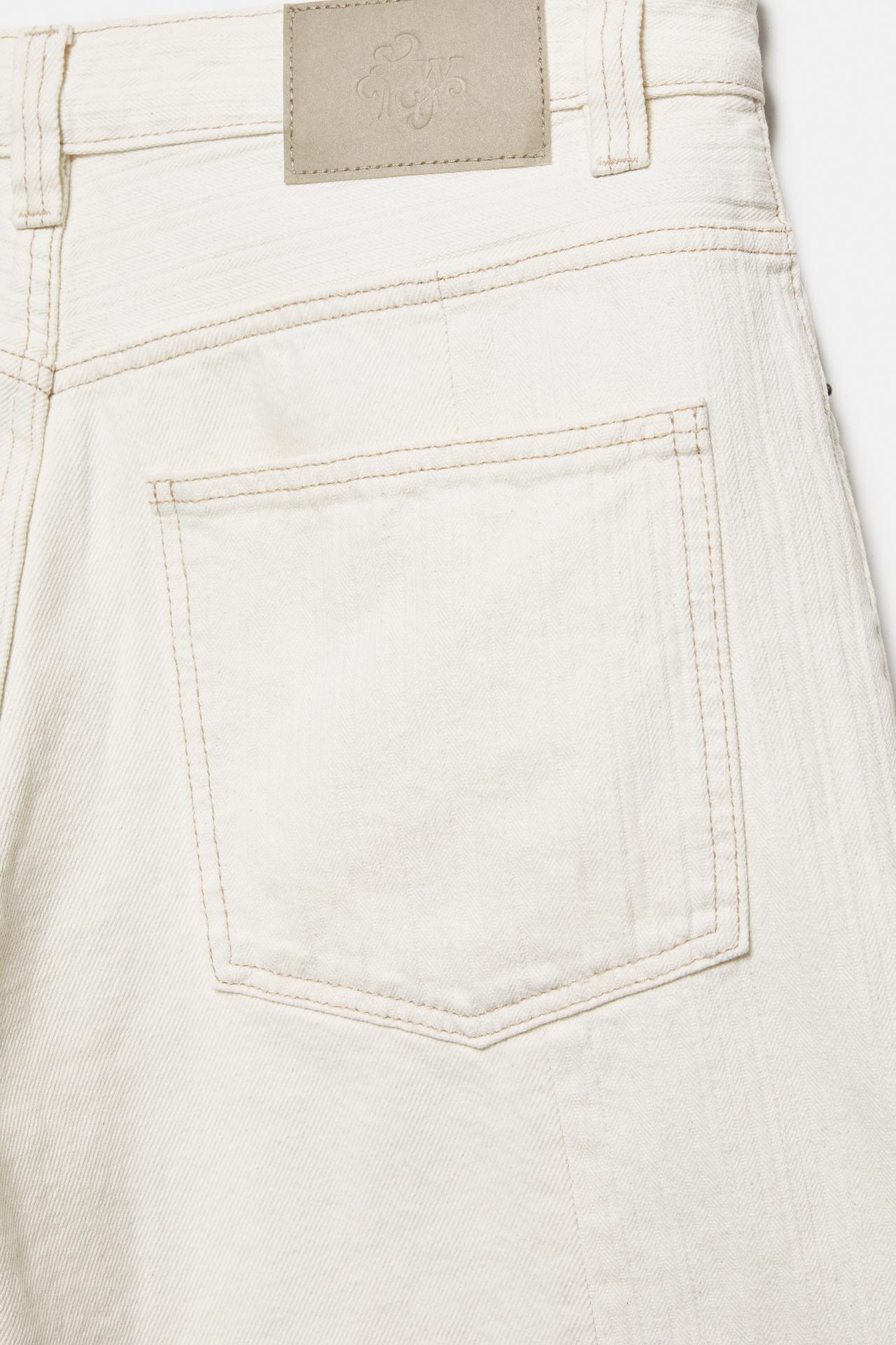 Baggy relaxed denim Bermuda shorts — White