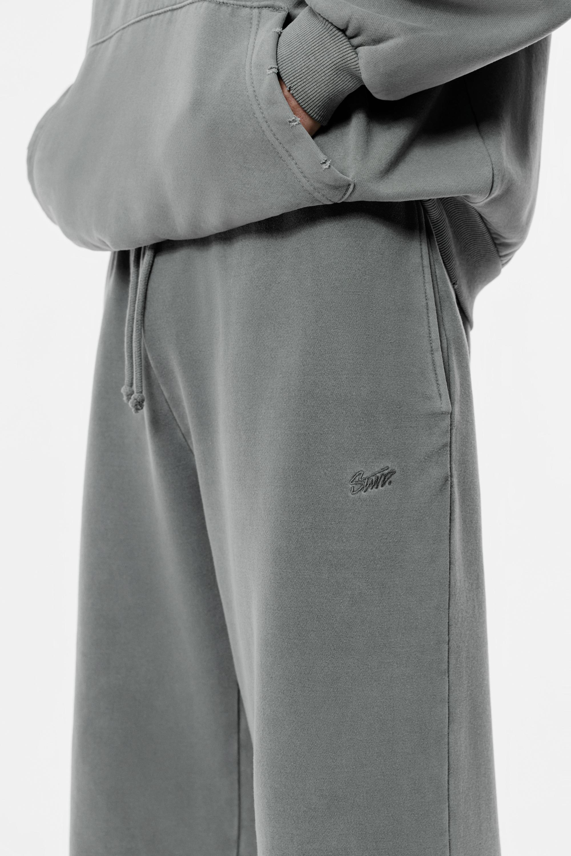 Skater tracksuit joggers — Grey