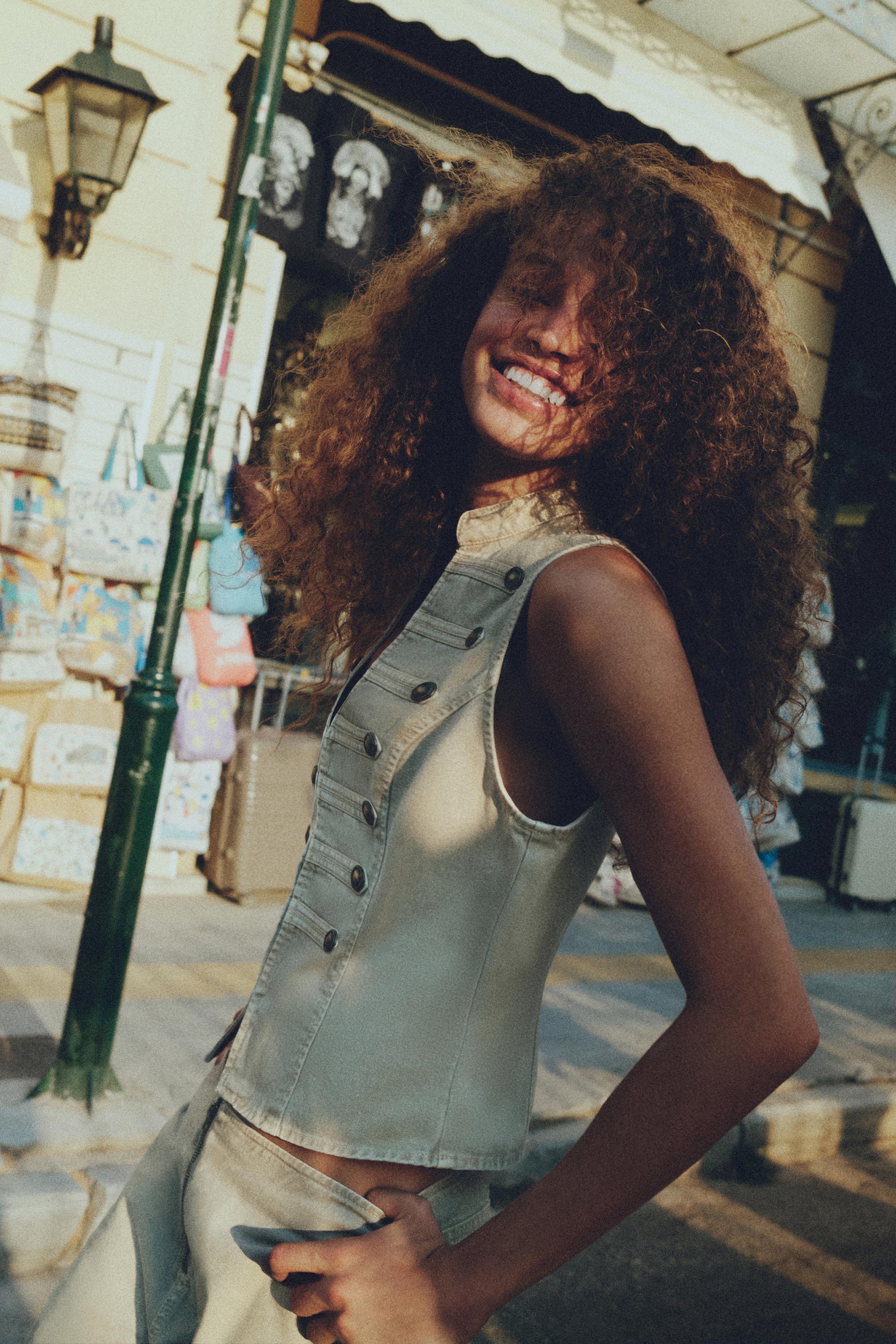 Toggle button vest — Khaki