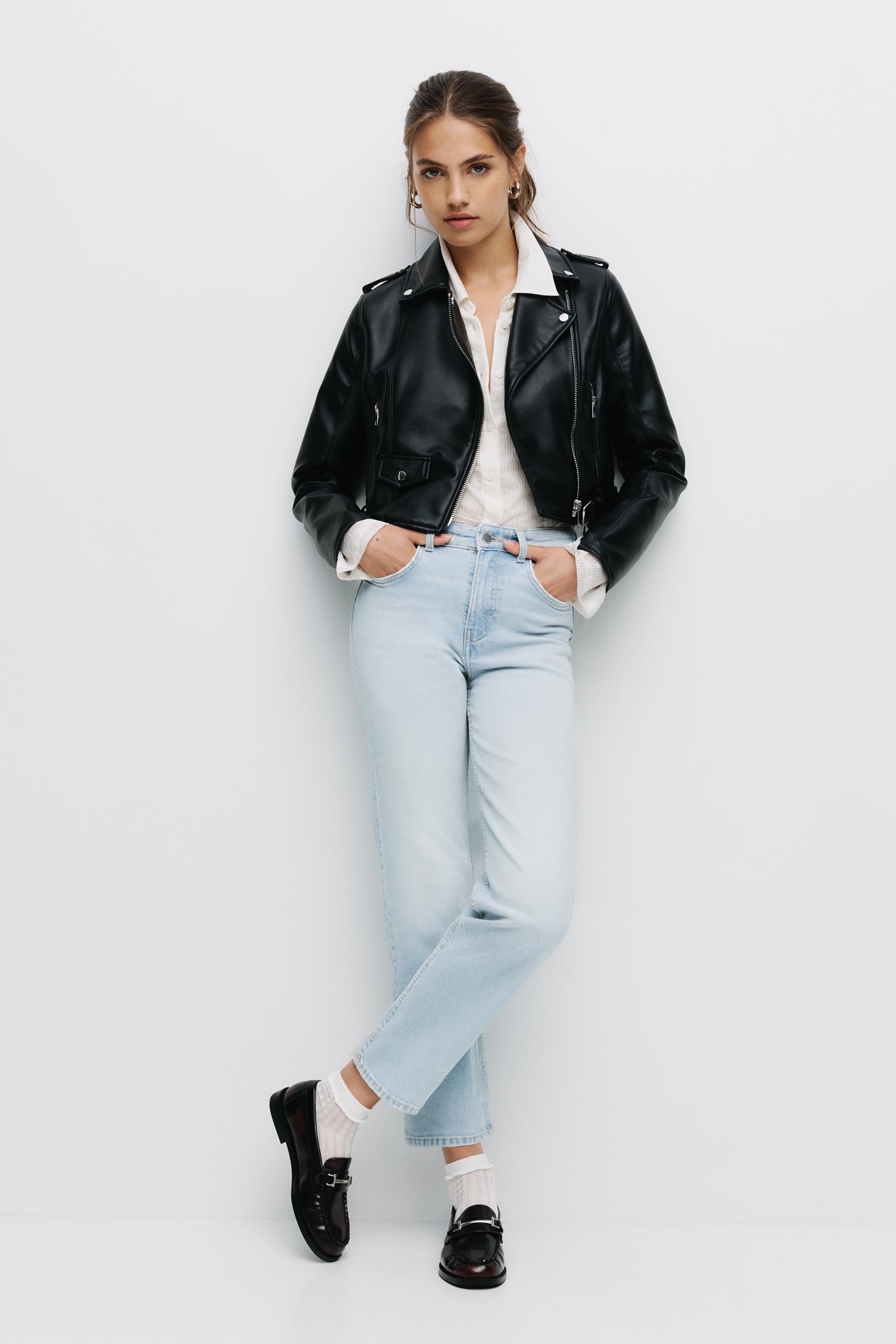 Comfort-Fit Straight Jeans