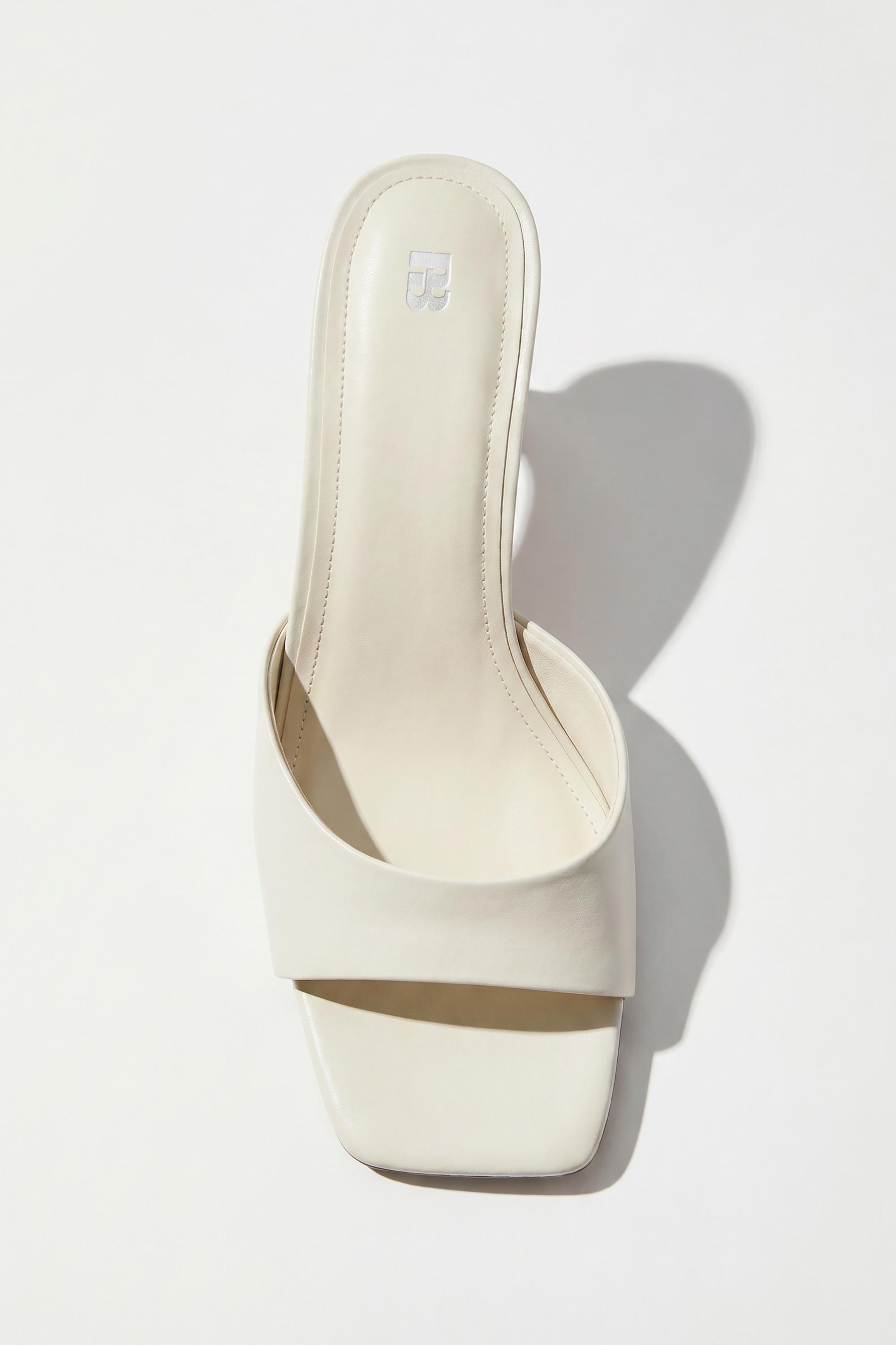 Heeled mule sandals — White