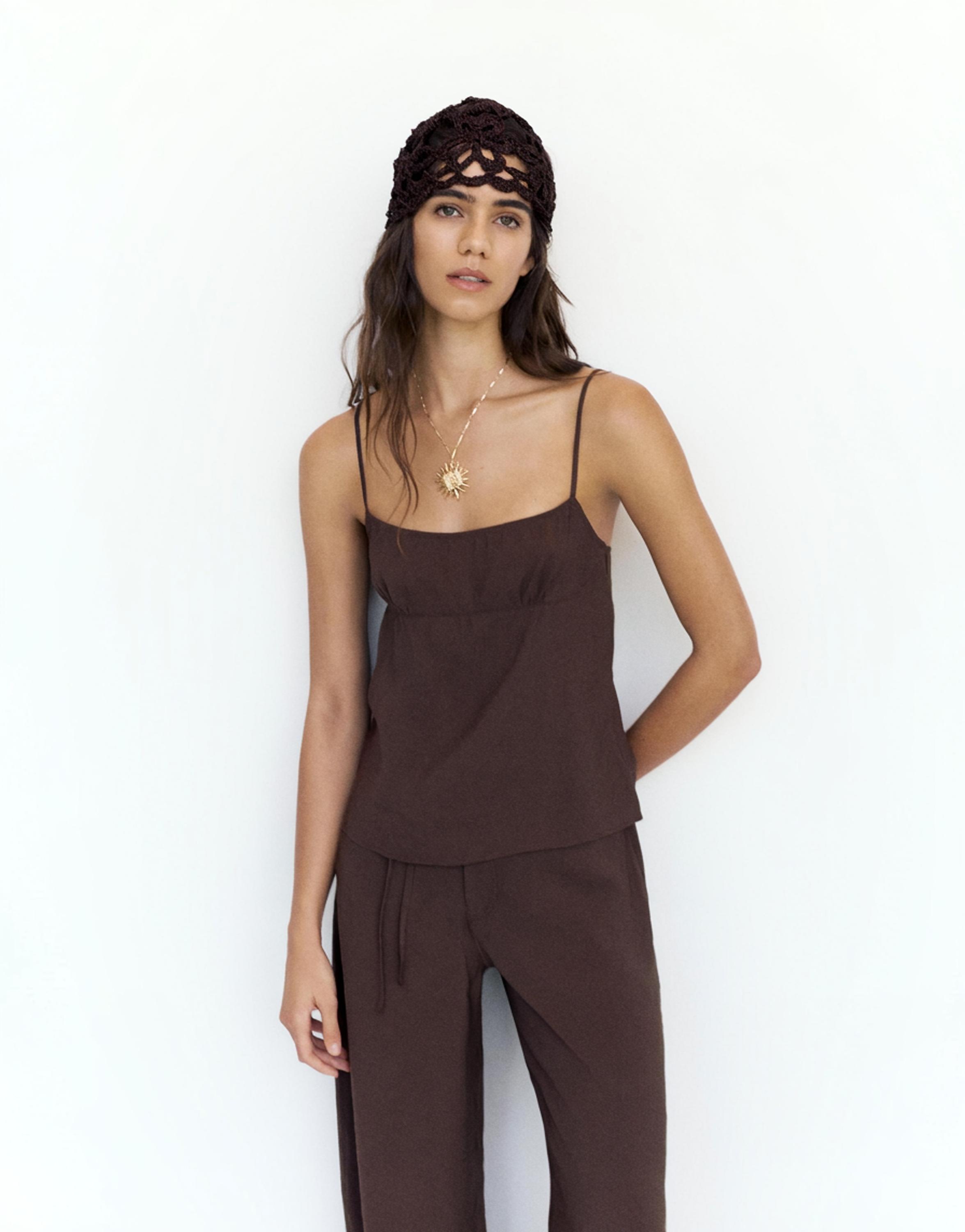 Flowing strappy top — Brown