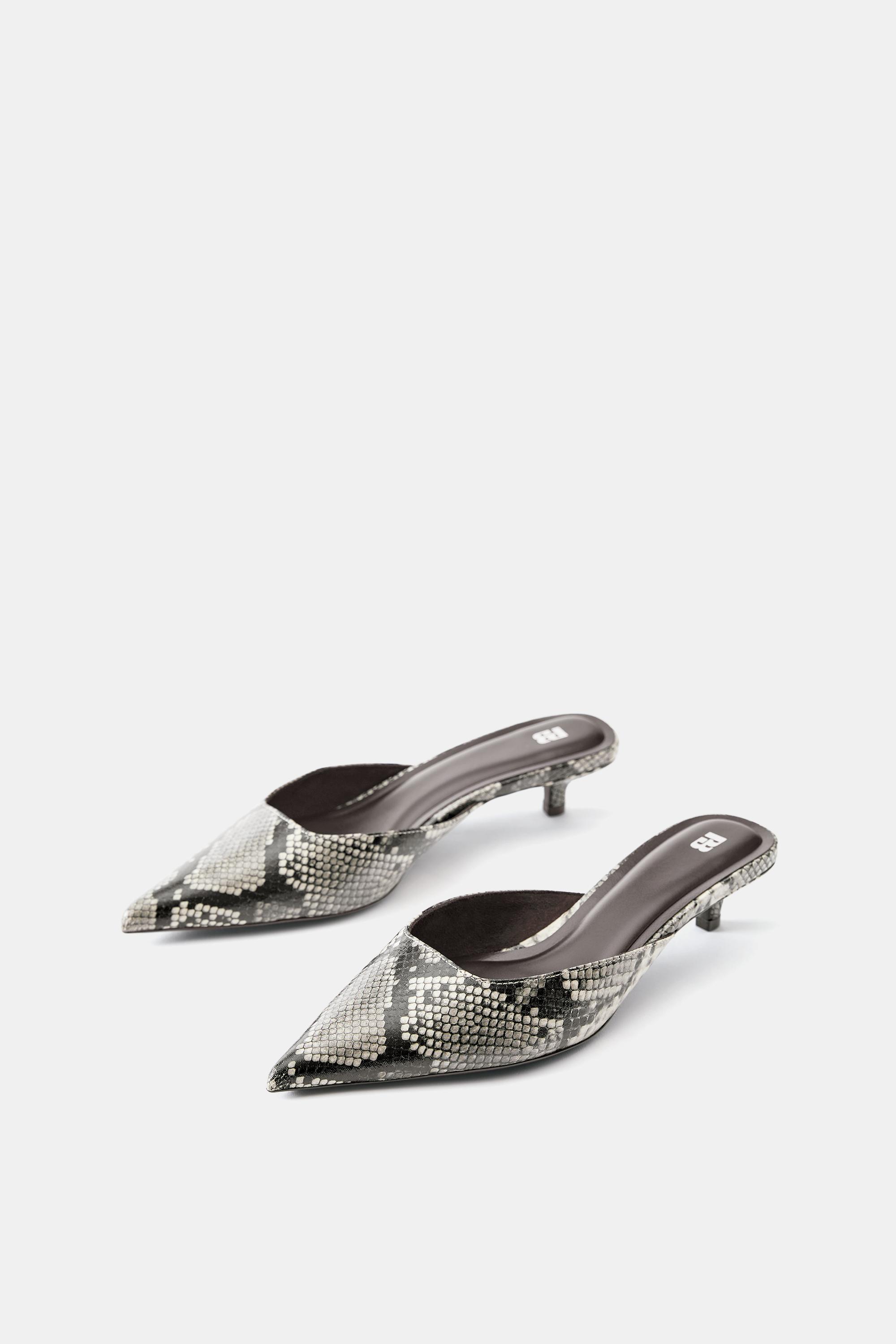 Snakeskin print mule heels — Contrast