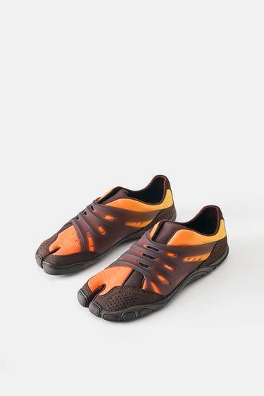 Pleasures trainers — Contrast 3