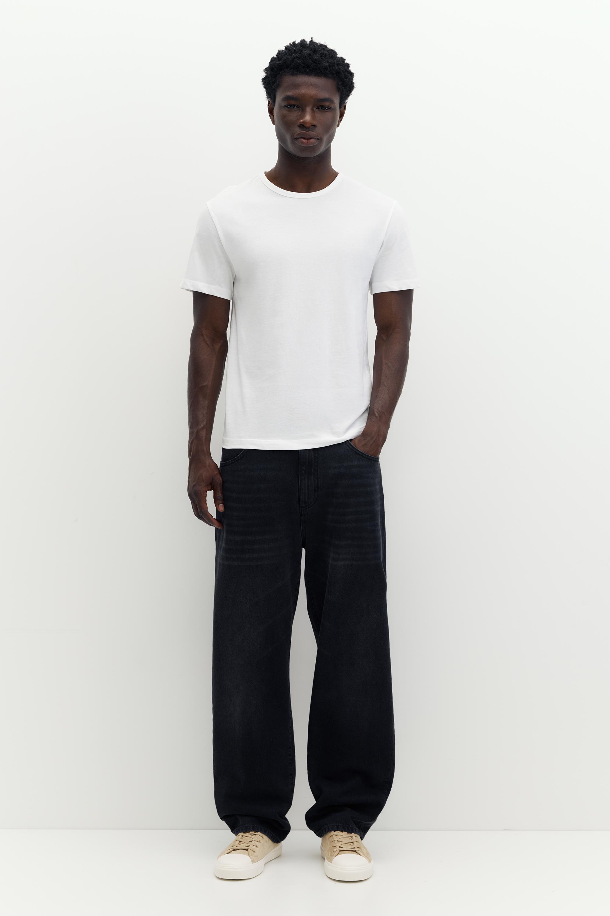 Slim fit basic T-shirt — White