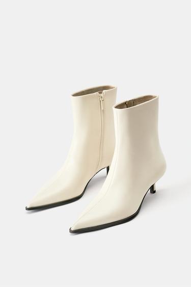 Kitten heel ankle boots — Ecru 3