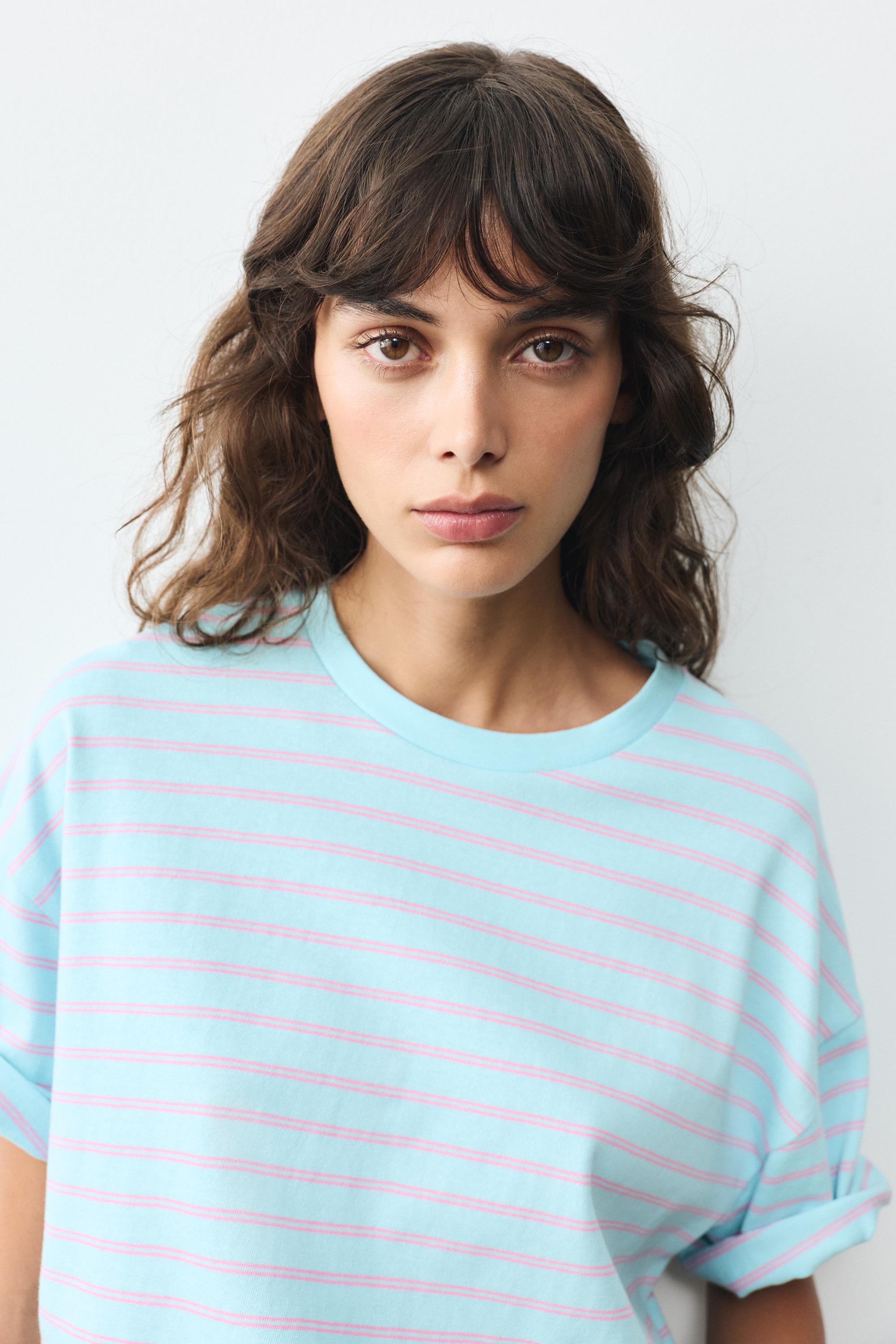 Oversize short sleeve T-shirt — Pale blue