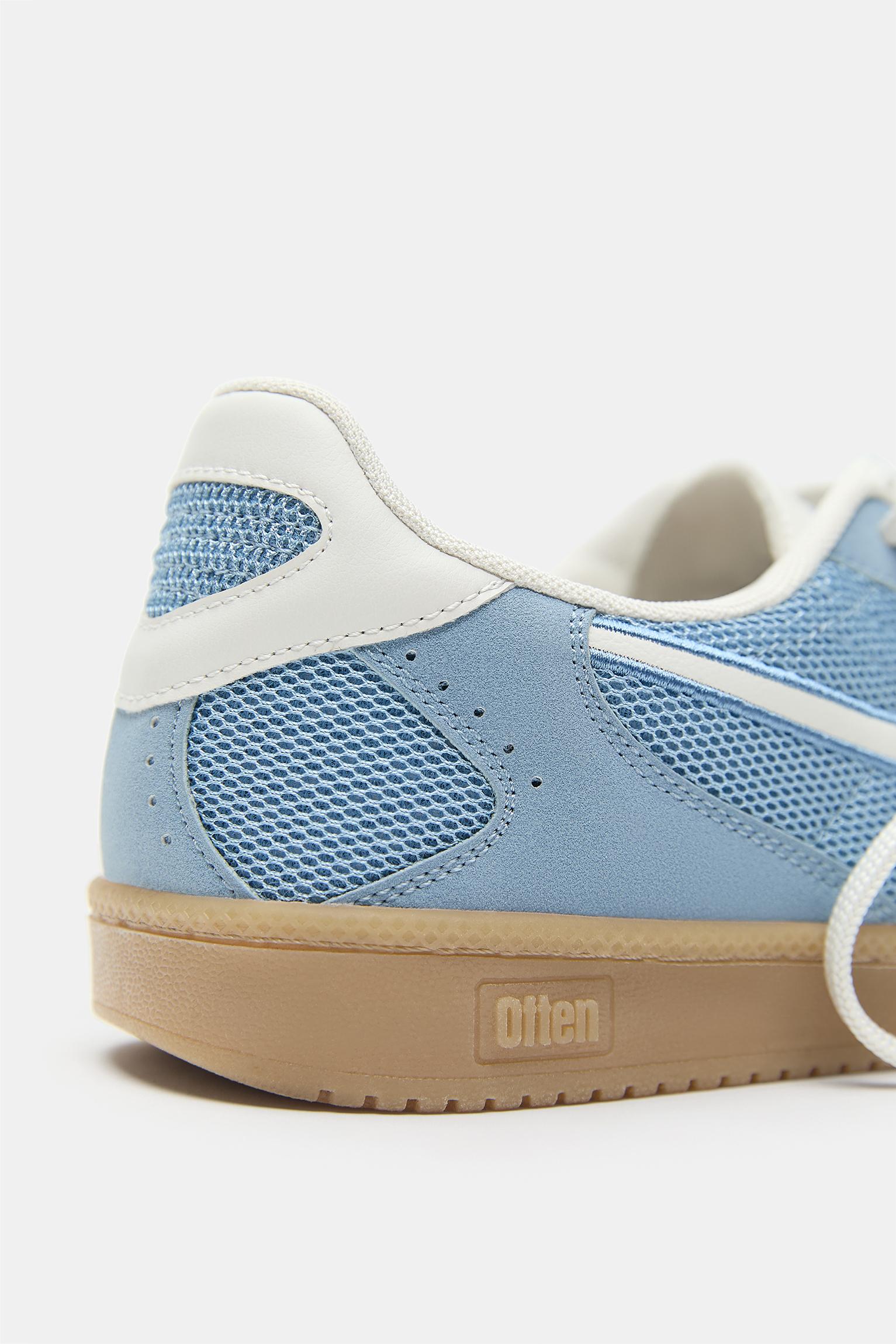 Retro textured trainers — Blue