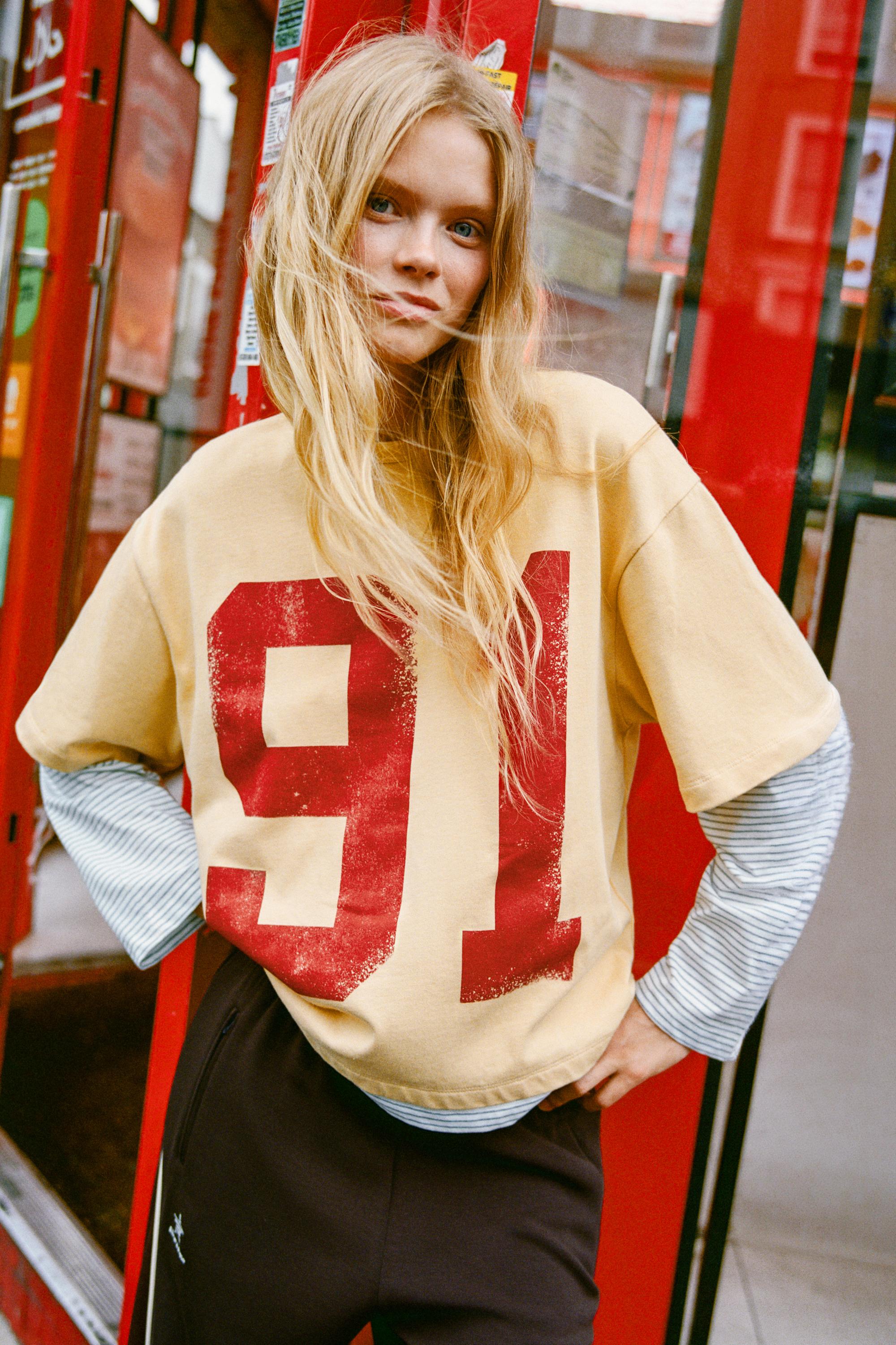 91 graphic double-layer T-shirt — Egg yolk yellow