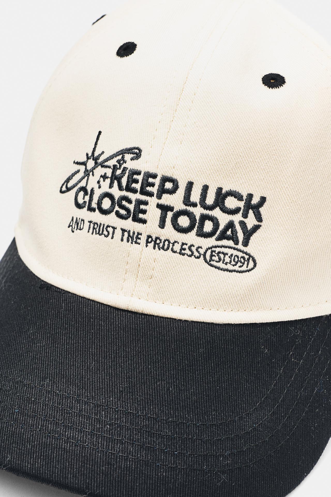 Keep Luck Close Today cap — Others