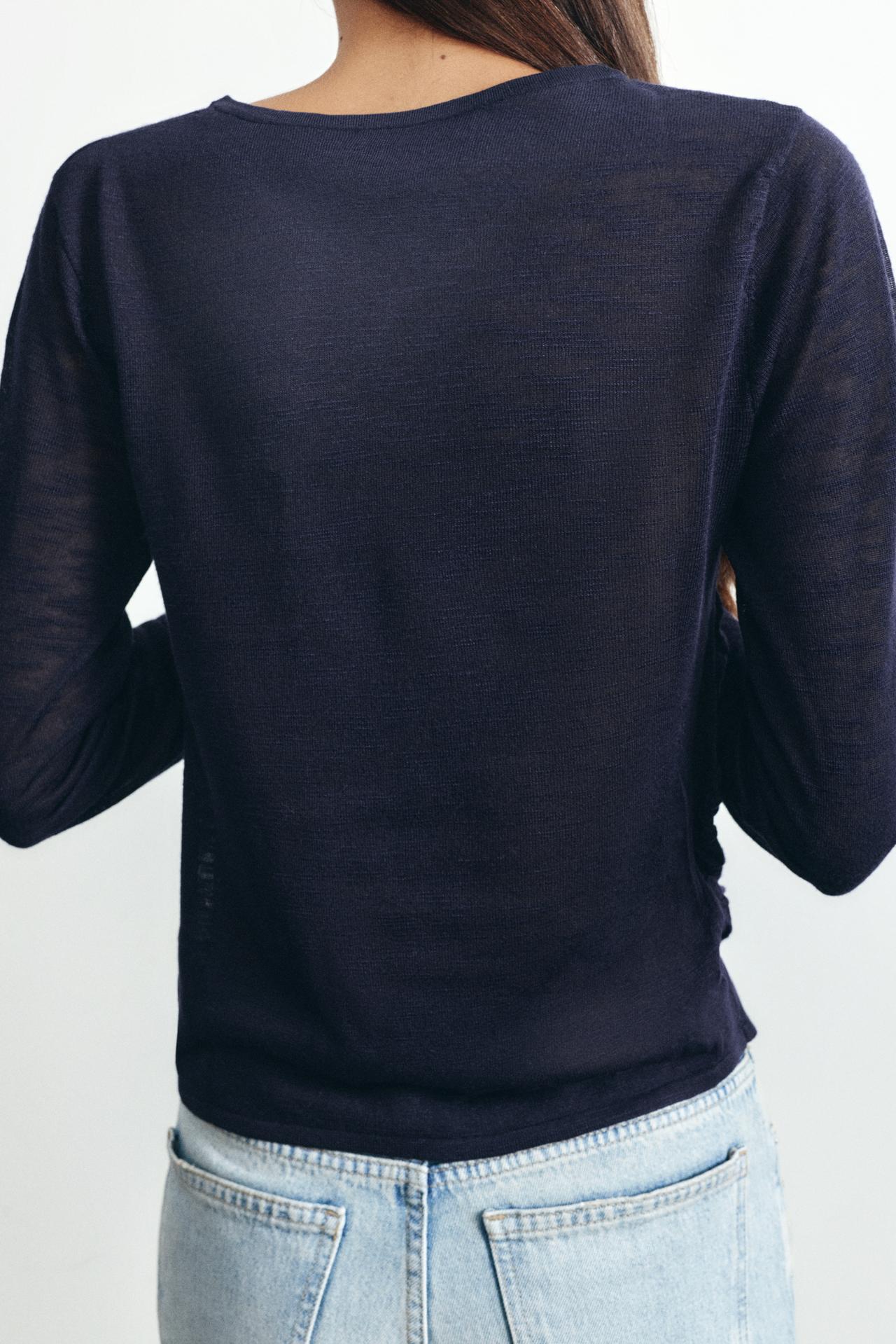 Fine knit gathered jumper — Navy