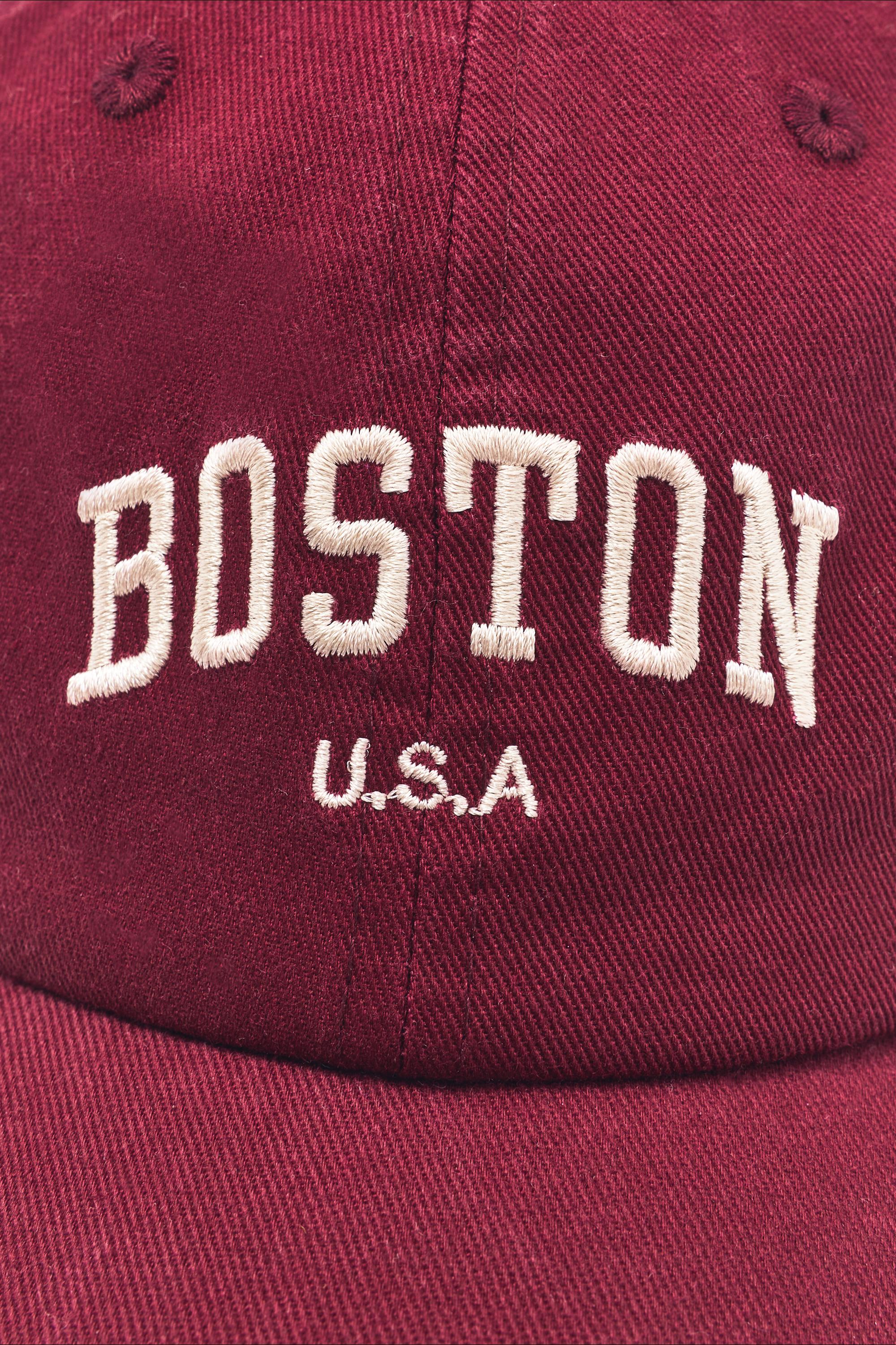 Boston embroidered cap — Maroon